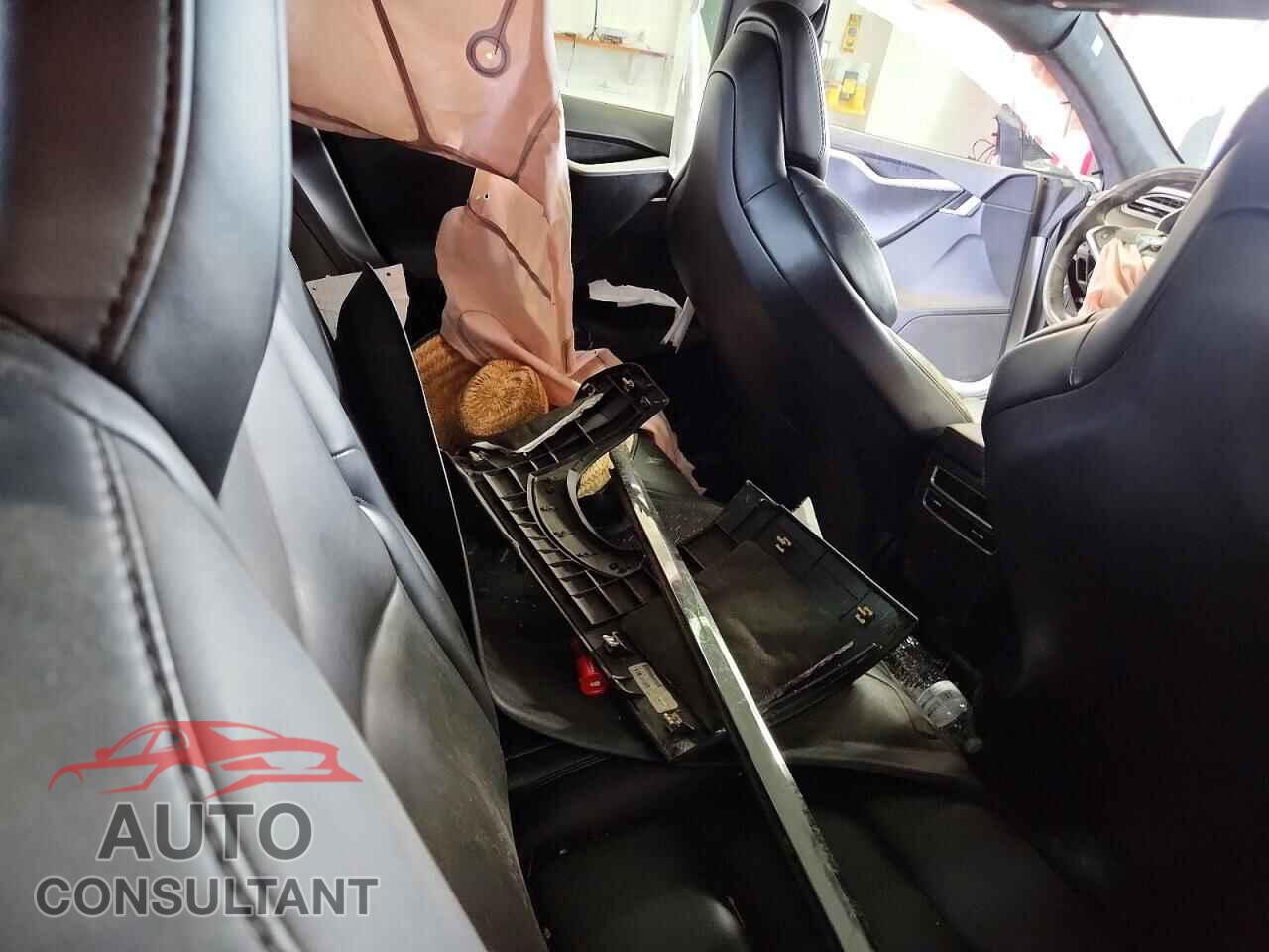 TESLA MODEL S 2018 - 5YJSA1E23JF247408