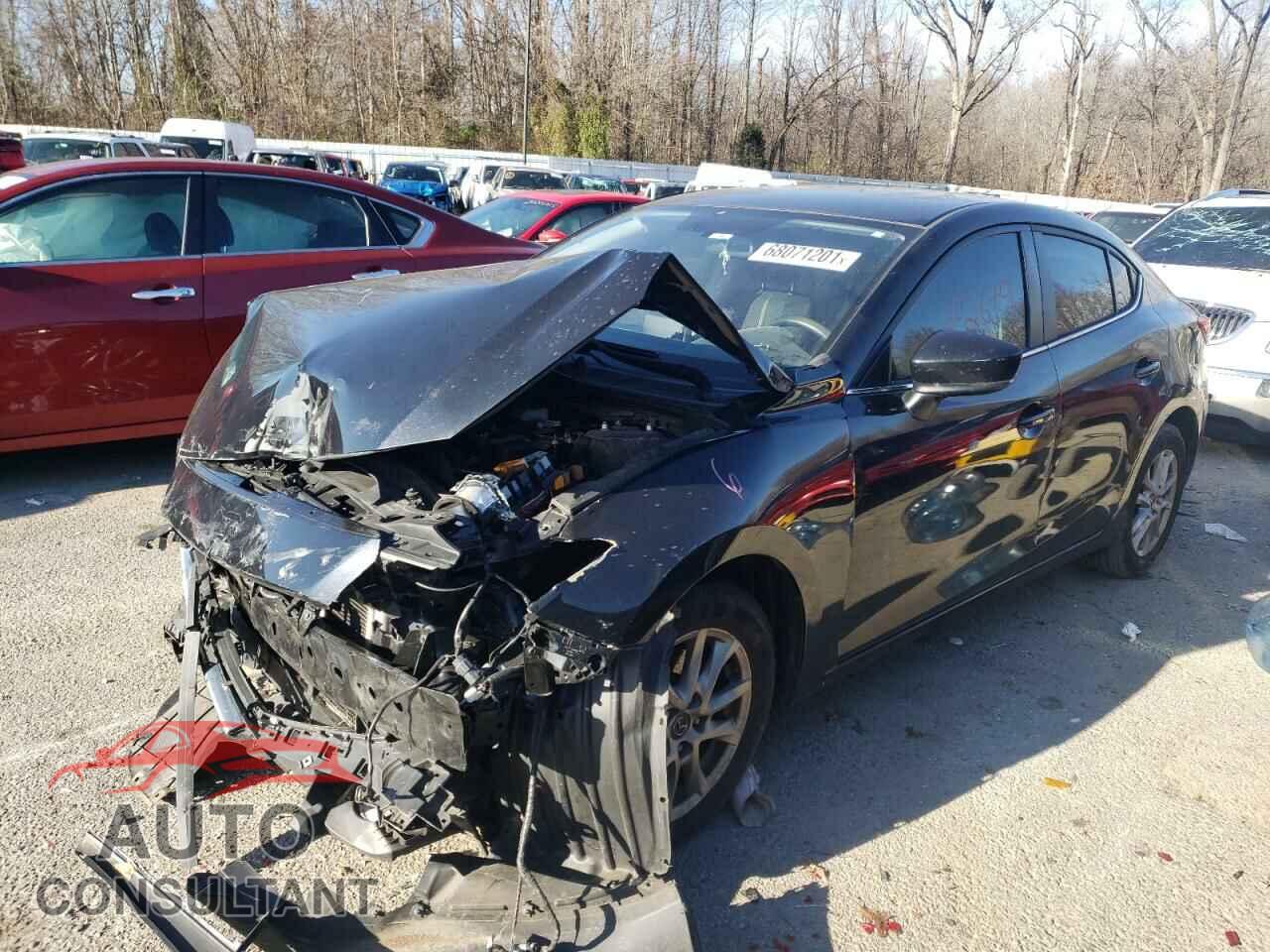 MAZDA 3 2017 - 3MZBN1U79HM104130