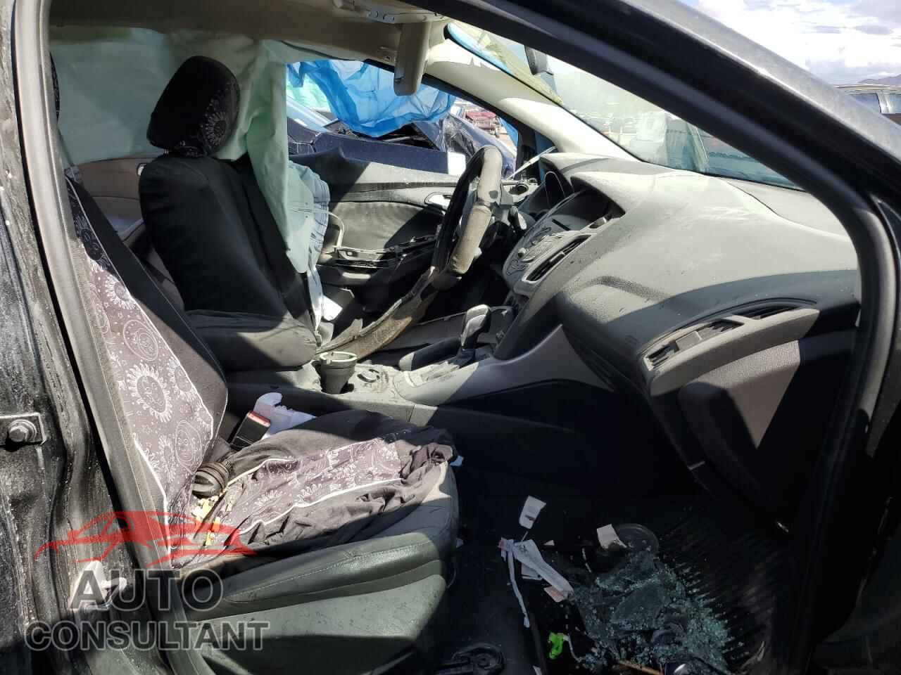 FORD FOCUS 2014 - 1FADP3F2XEL321367