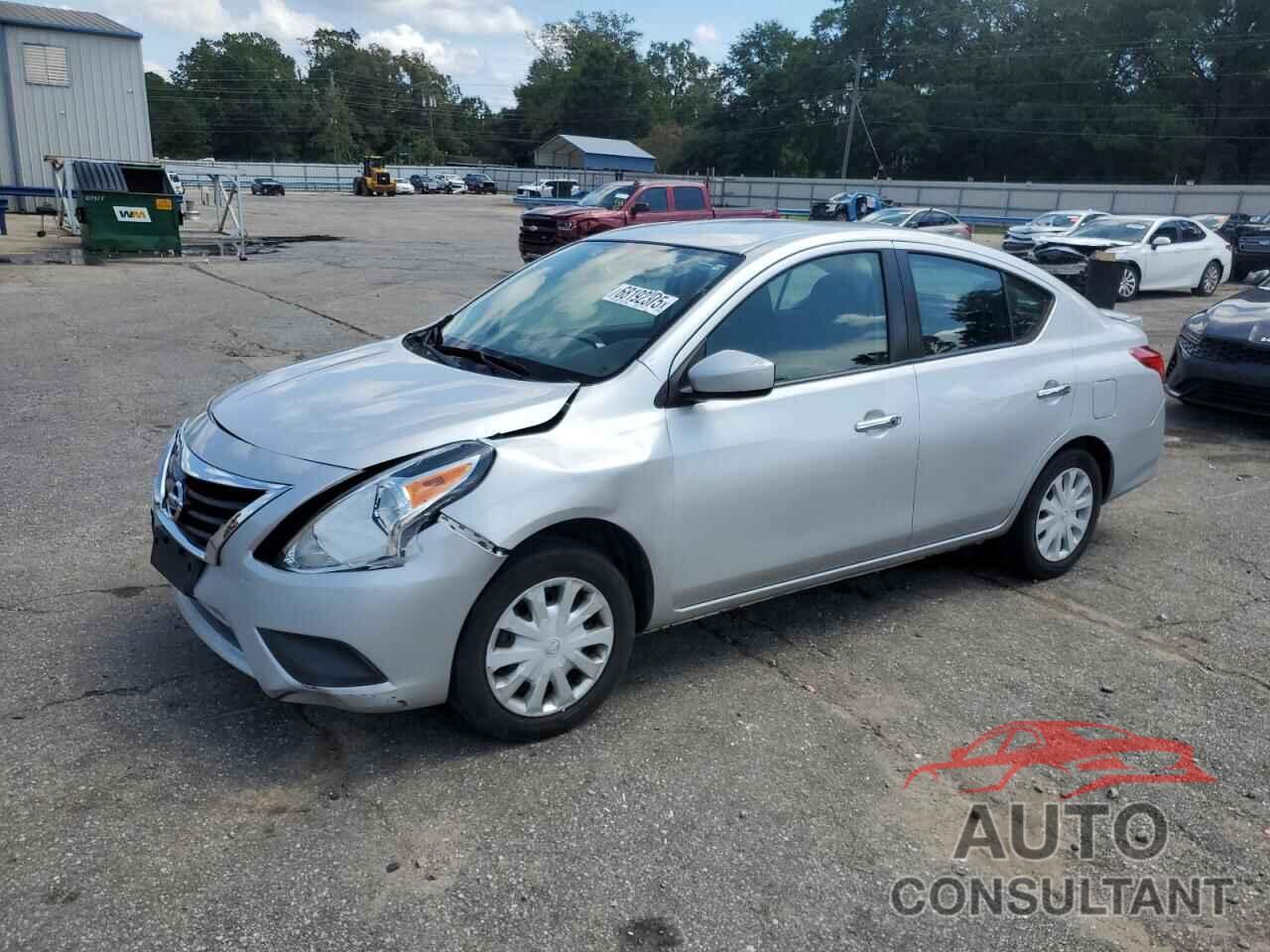 NISSAN VERSA 2019 - 3N1CN7APXKL843070