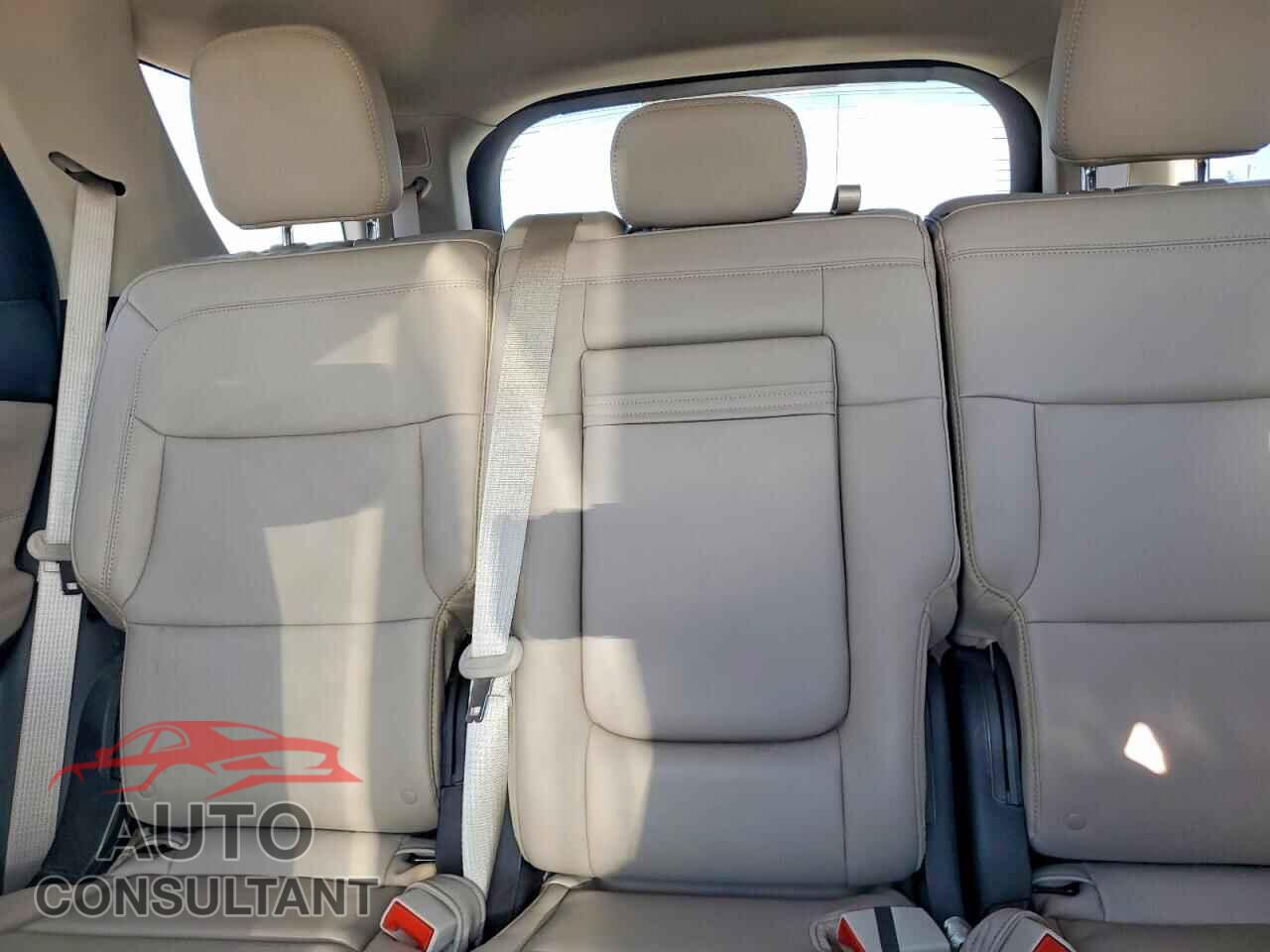 FORD EXPLORER 2023 - 1FMSK8DH9PGB40210