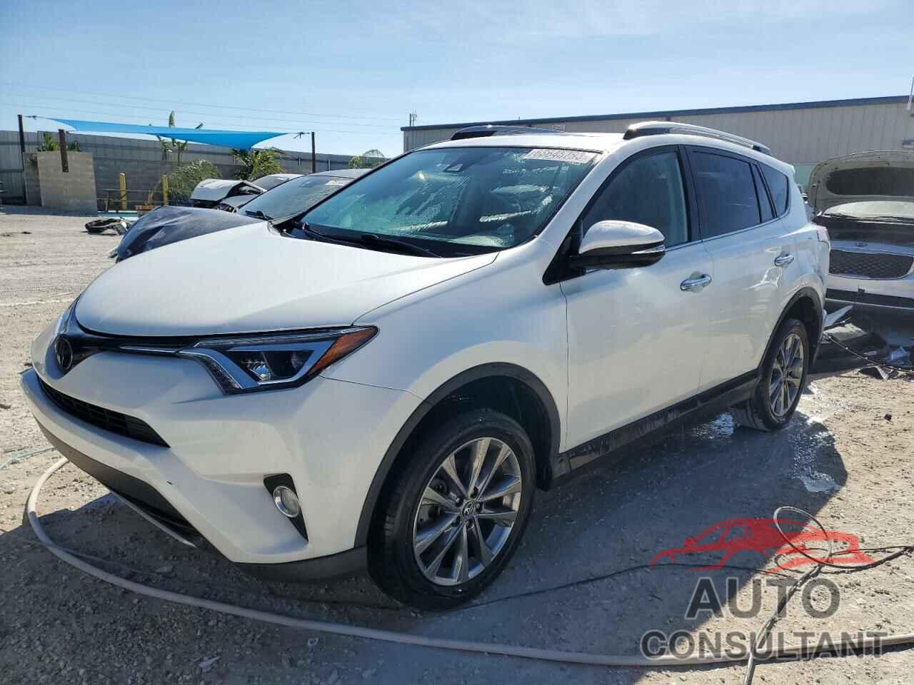 TOYOTA RAV4 2018 - JTMYFREV3JJ181956