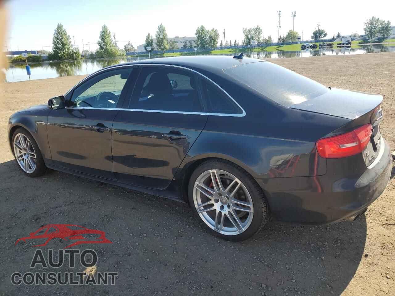 AUDI A4 2013 - WAUKFCFL6DN031060
