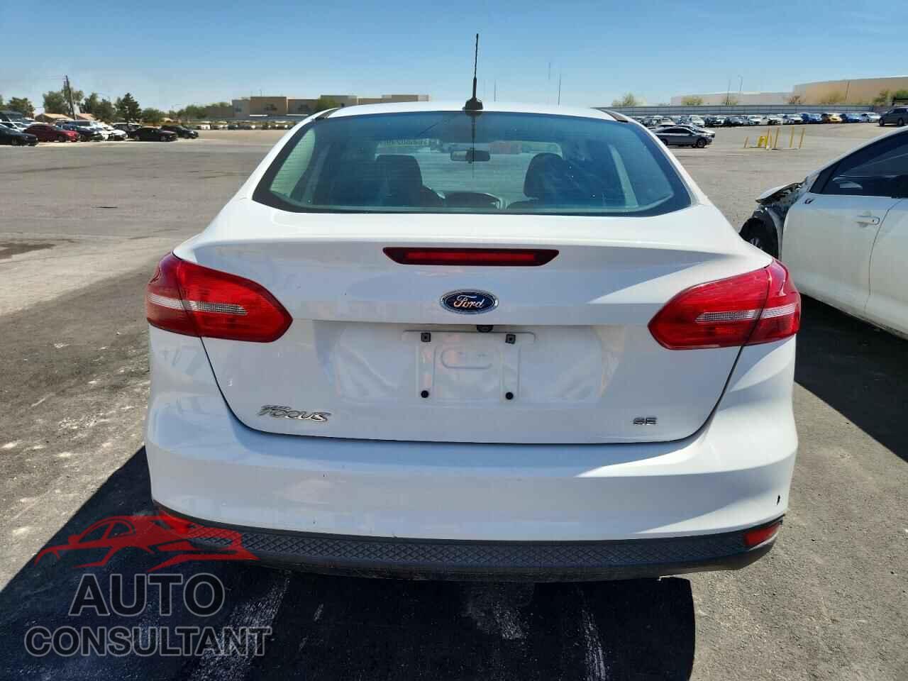 FORD FOCUS 2017 - 1FADP3F26HL300178