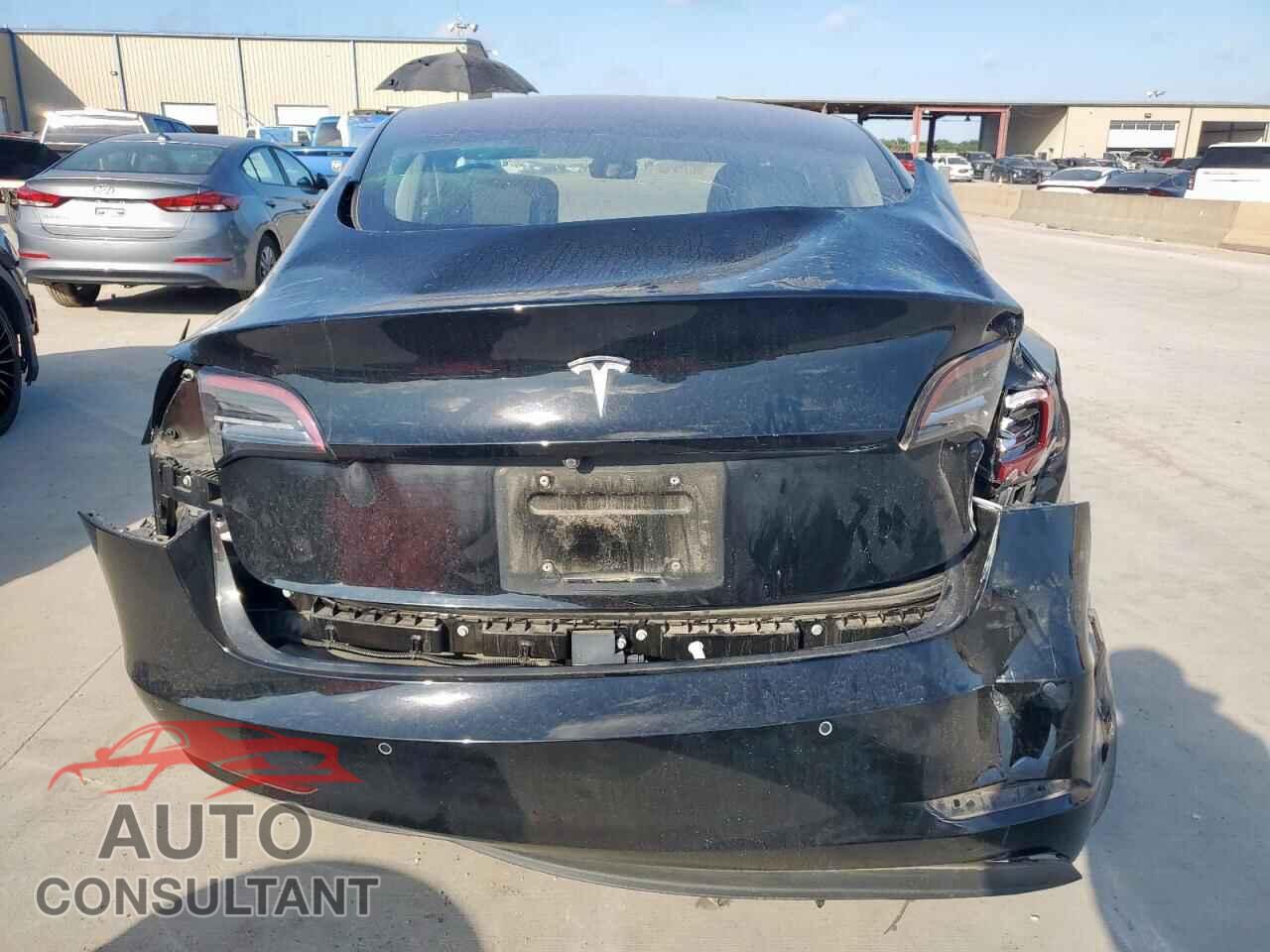 TESLA MODEL 3 2018 - 5YJ3E1EA9JF033667