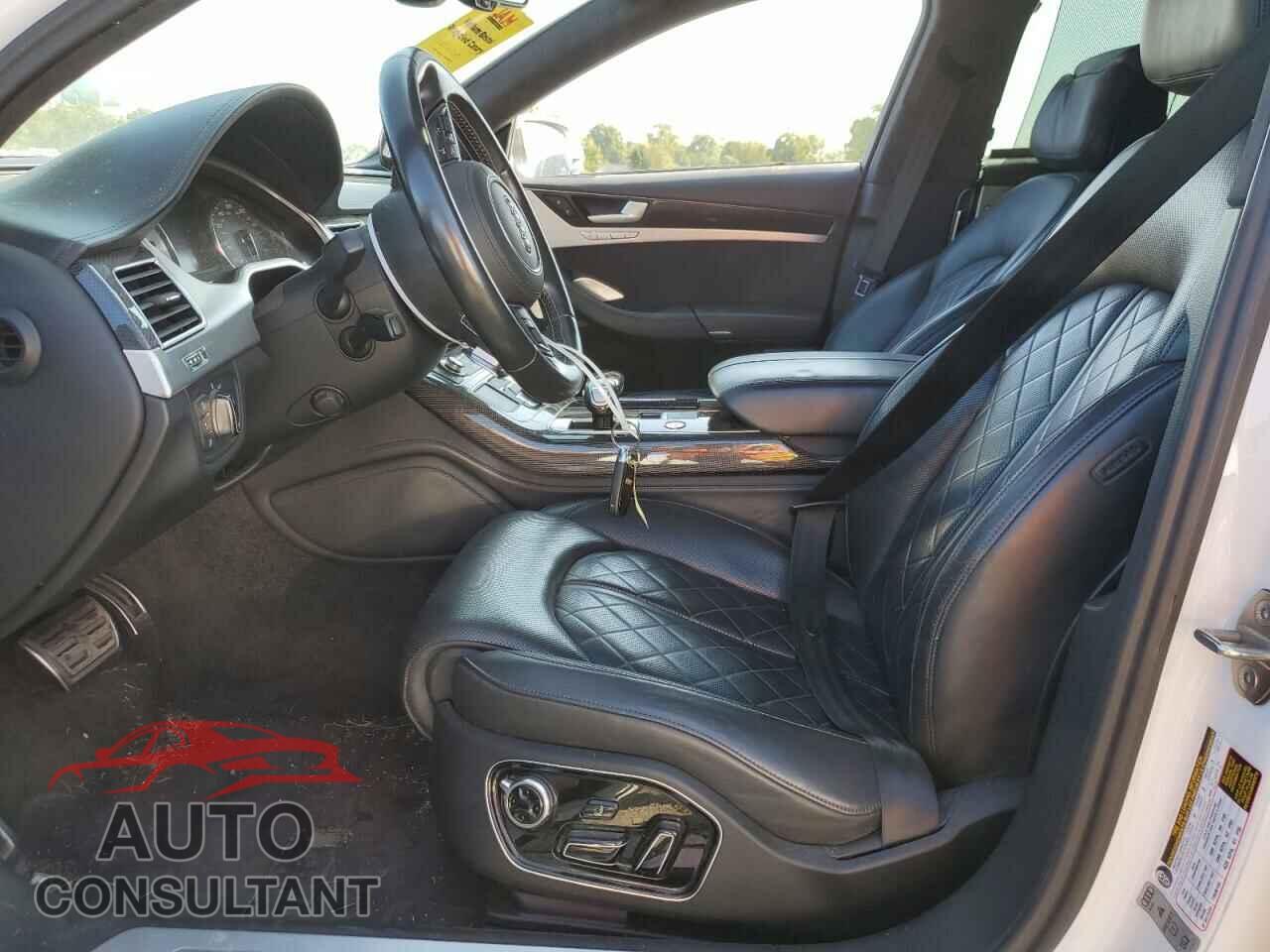 AUDI S8 2014 - WAUD2AFD6EN004797