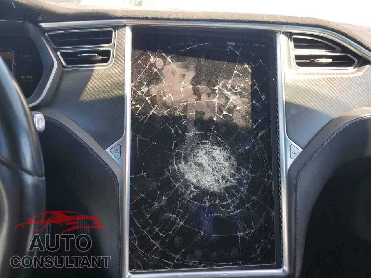 TESLA MODEL S 2015 - 5YJSA1H24FF084903