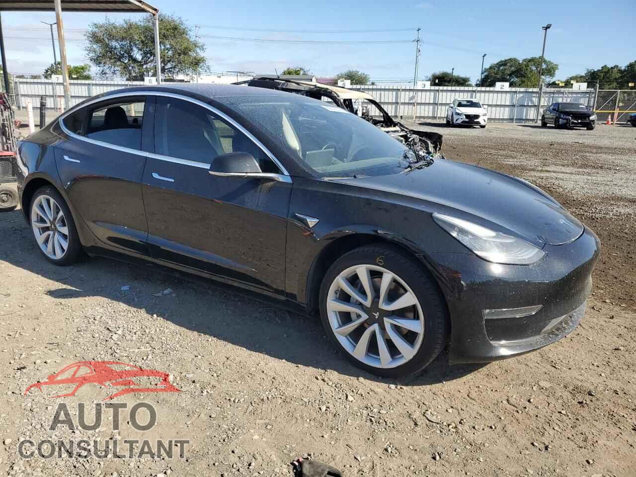 TESLA MODEL 3 2018 - 5YJ3E1EA6JF013313
