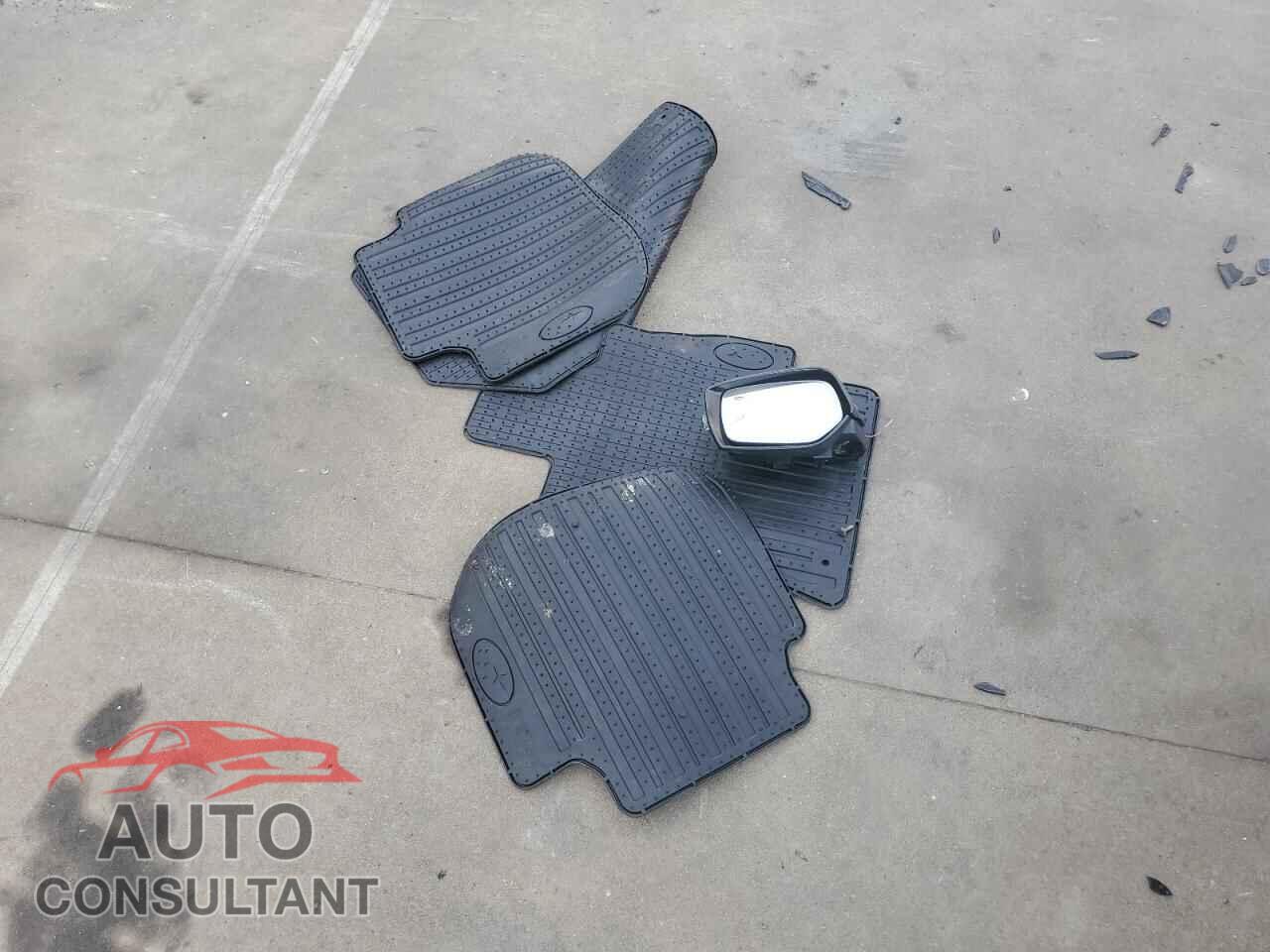 SUBARU OUTBACK 2017 - 4S4BSANC3H3349476