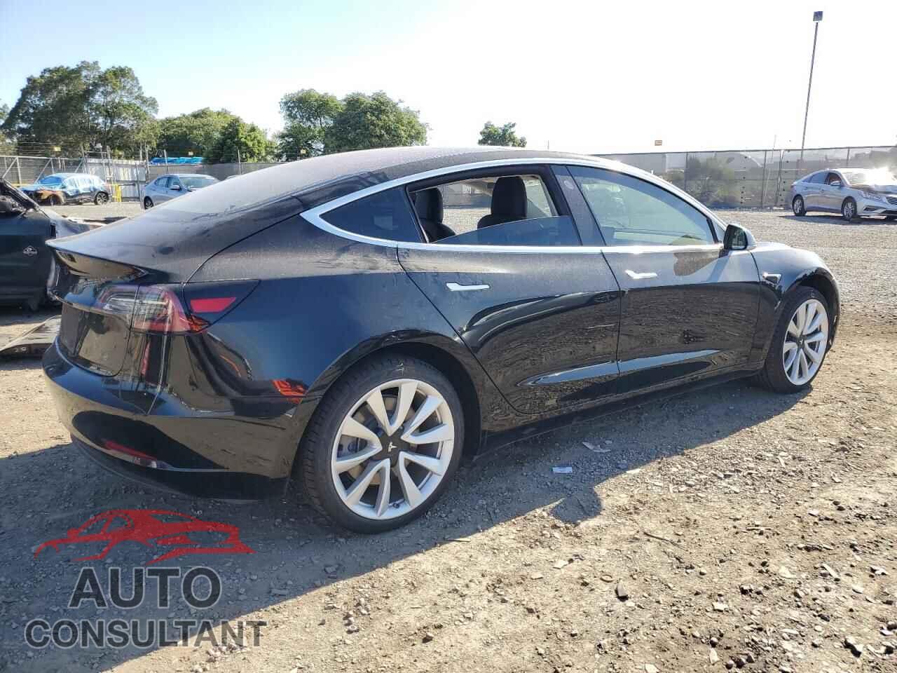 TESLA MODEL 3 2018 - 5YJ3E1EA6JF013313