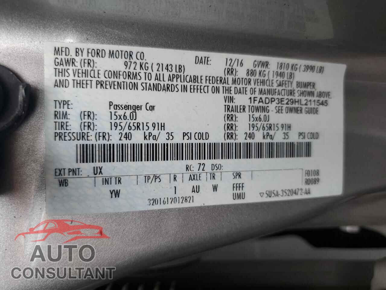 FORD FOCUS 2017 - 1FADP3E29HL211545