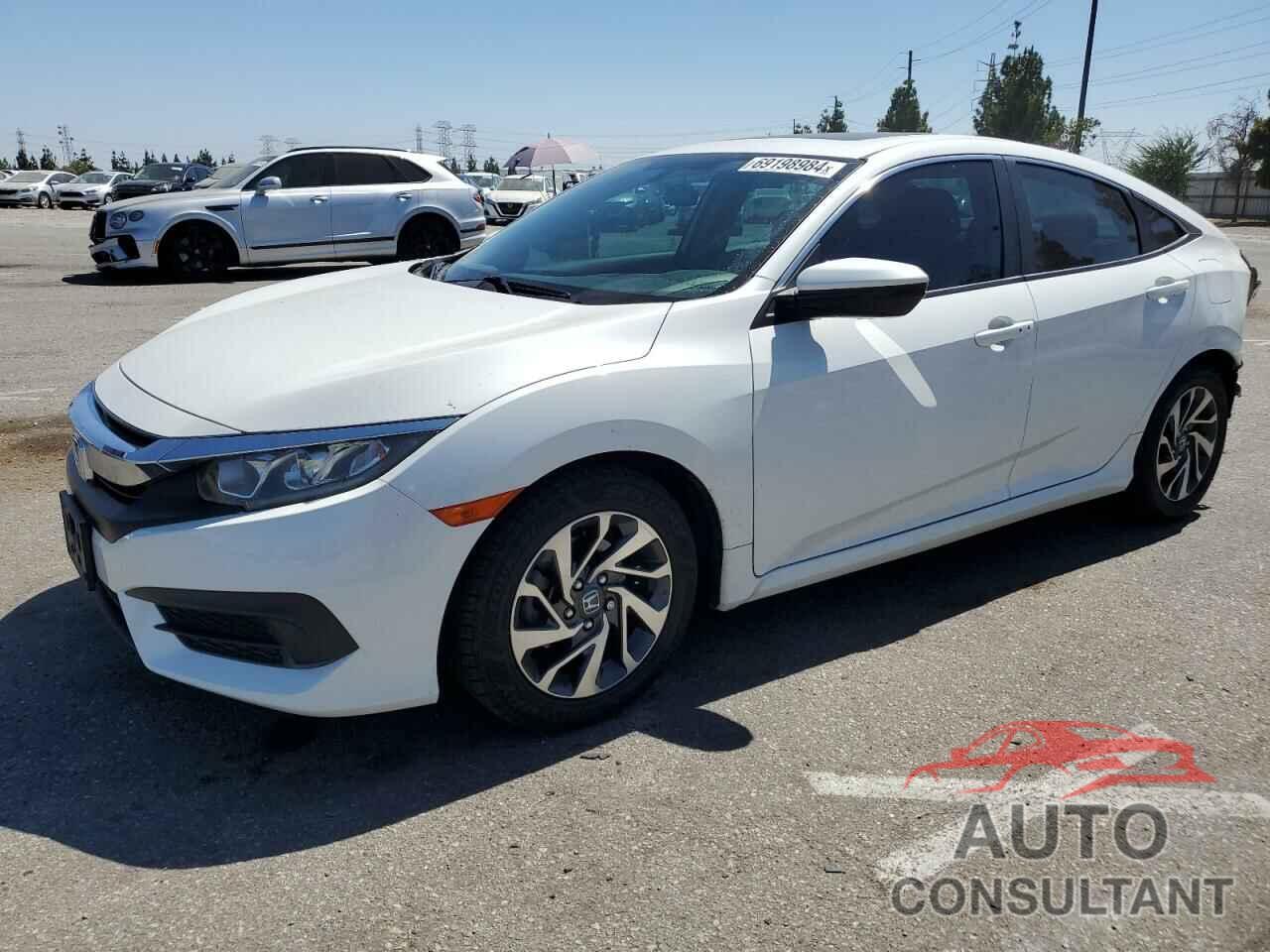 HONDA CIVIC 2018 - 2HGFC2F74JH518970