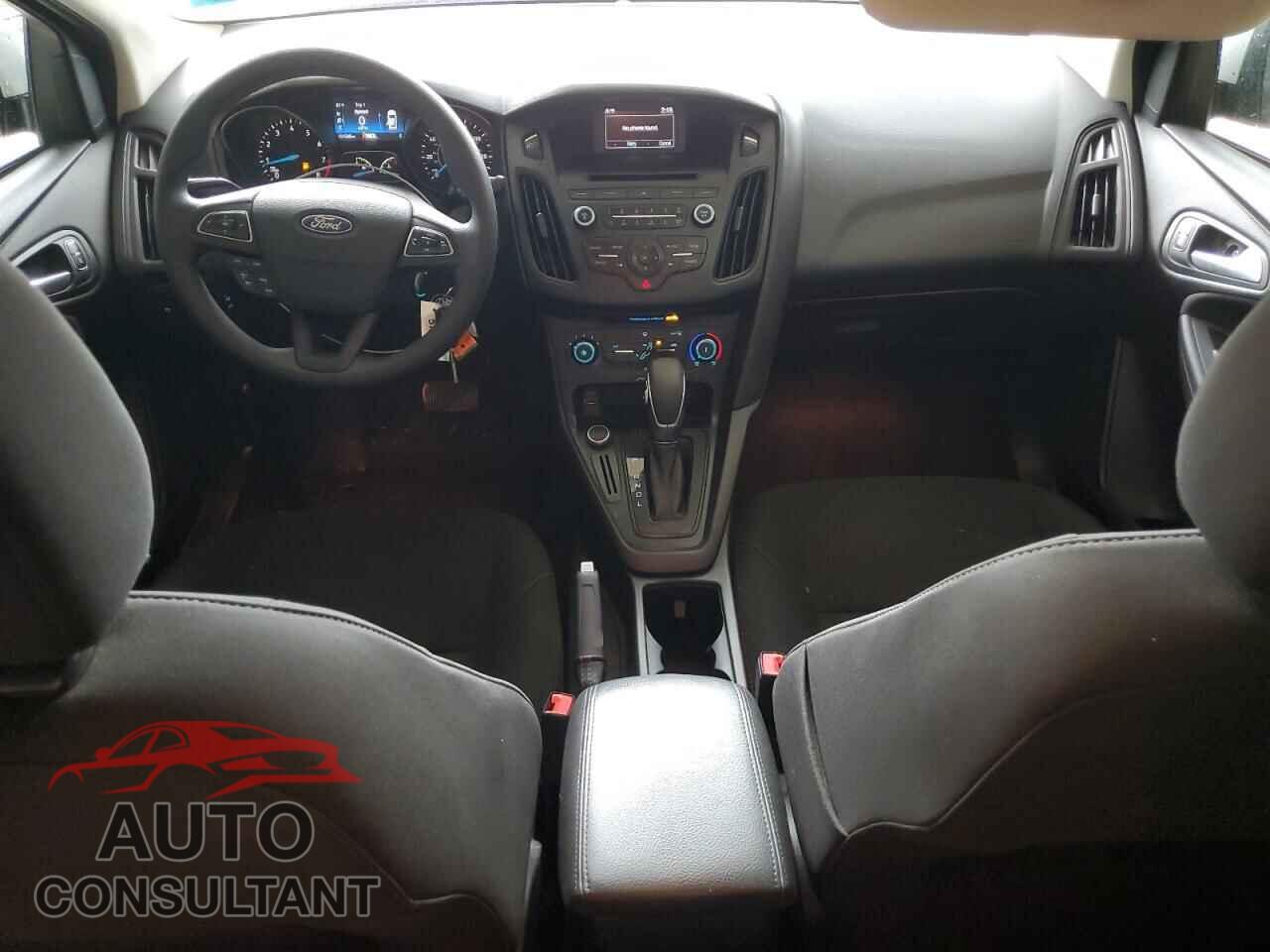 FORD FOCUS 2017 - 1FADP3F21HL250693