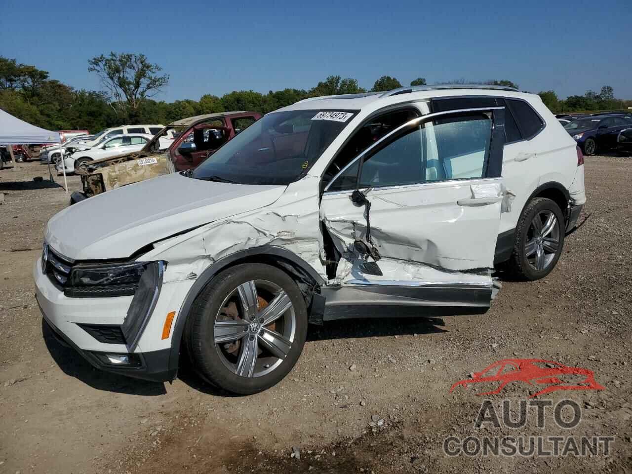 VOLKSWAGEN TIGUAN 2018 - 3VV5B7AX6JM010049