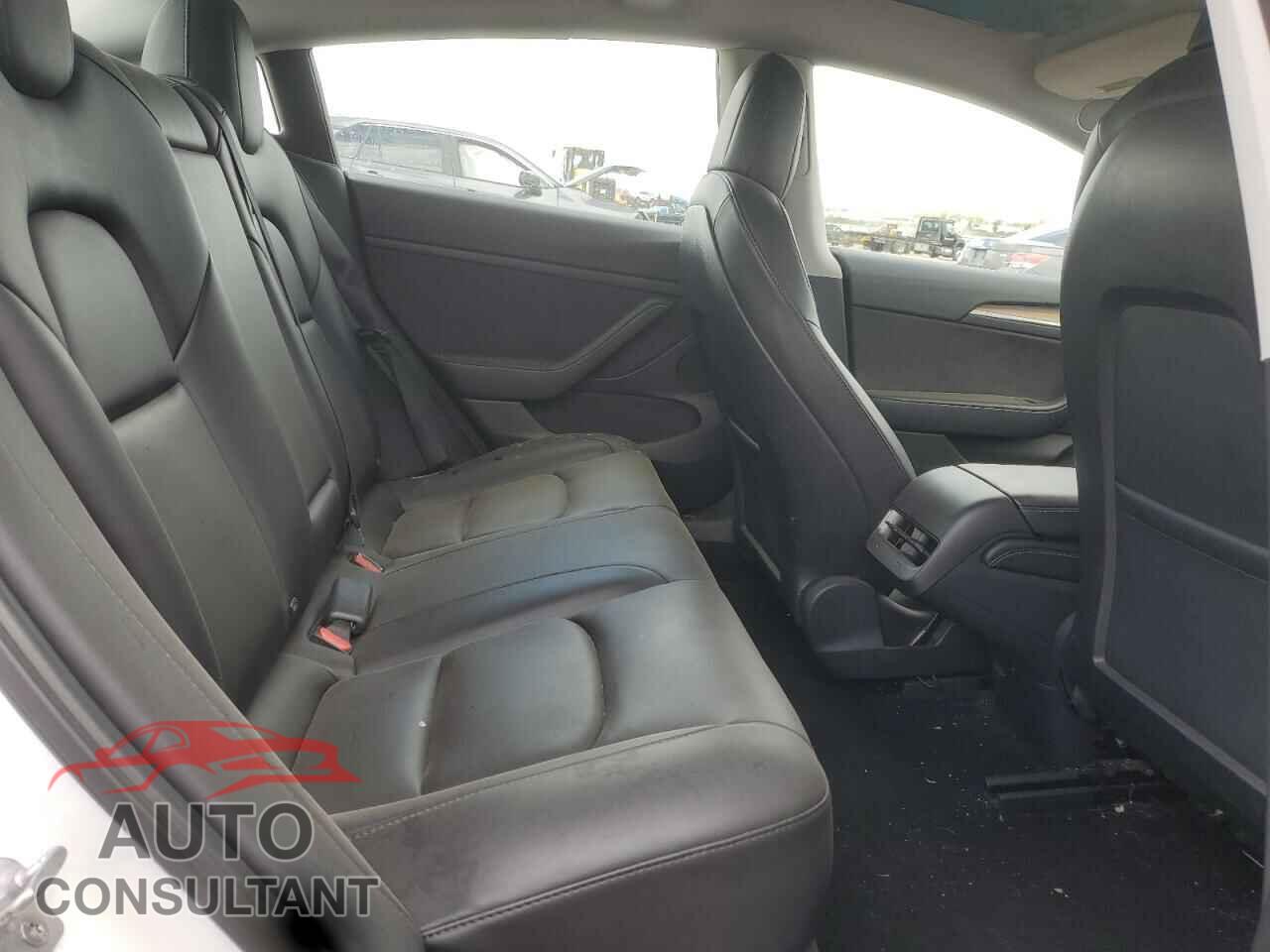 TESLA MODEL 3 2021 - 5YJ3E1EA1MF961283