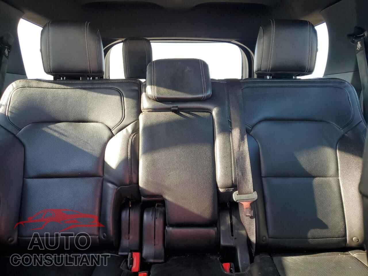 FORD EXPLORER 2018 - 1FM5K8F88JGB14473