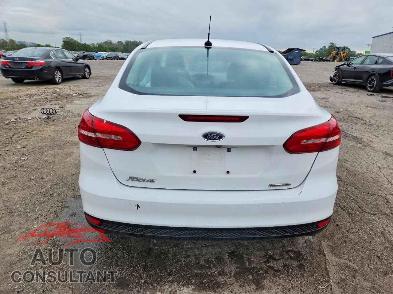 FORD FOCUS 2015 - 1FADP3E2XFL366764