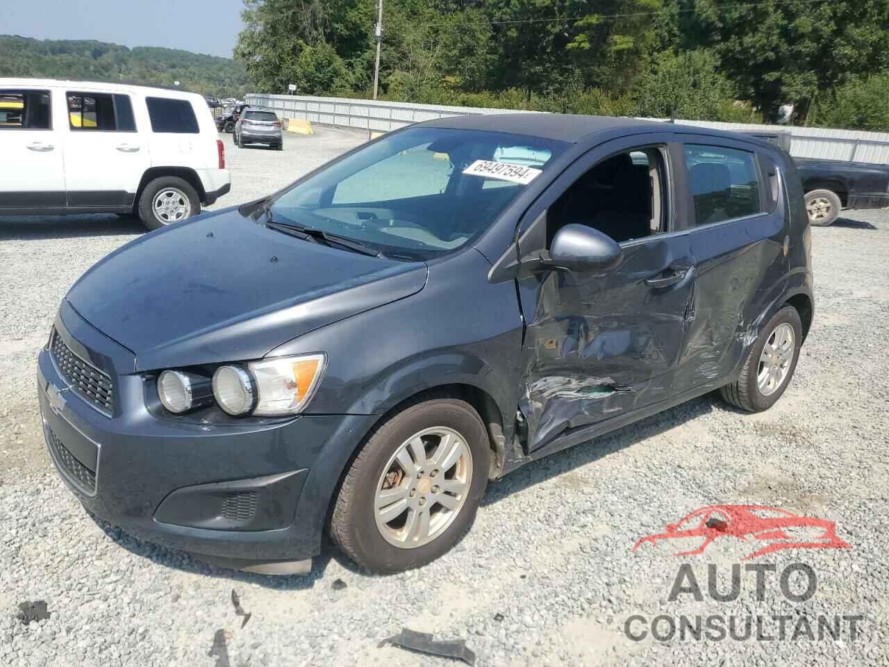 CHEVROLET SONIC 2013 - 1G1JC6SH4D4123759