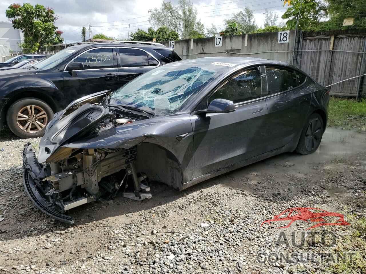 TESLA MODEL 3 2024 - 5YJ3E1EA0RF735839