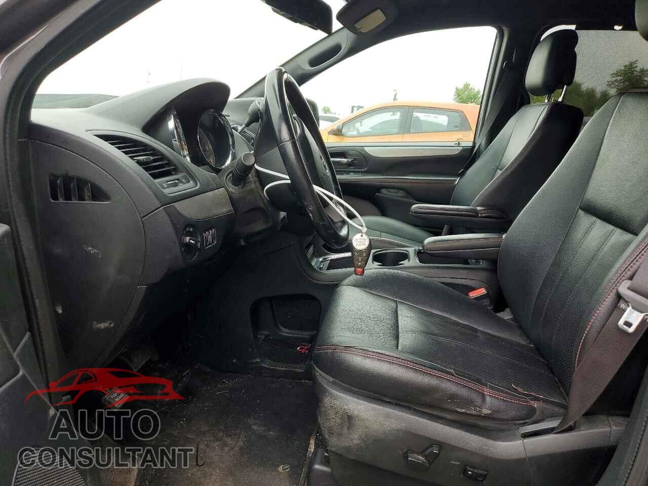 DODGE CARAVAN 2018 - 2C4RDGEG2JR179868