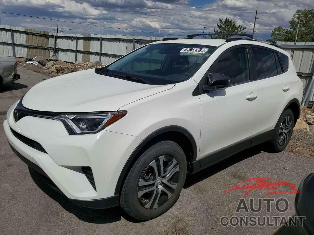 TOYOTA RAV4 2017 - JTMBFREV2HJ136281