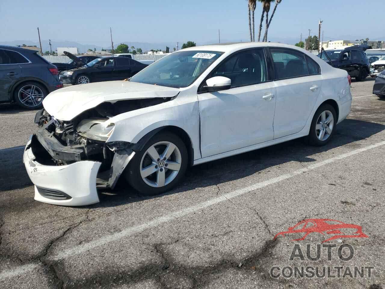 VOLKSWAGEN JETTA 2011 - 3VWLL7AJ2BM047550