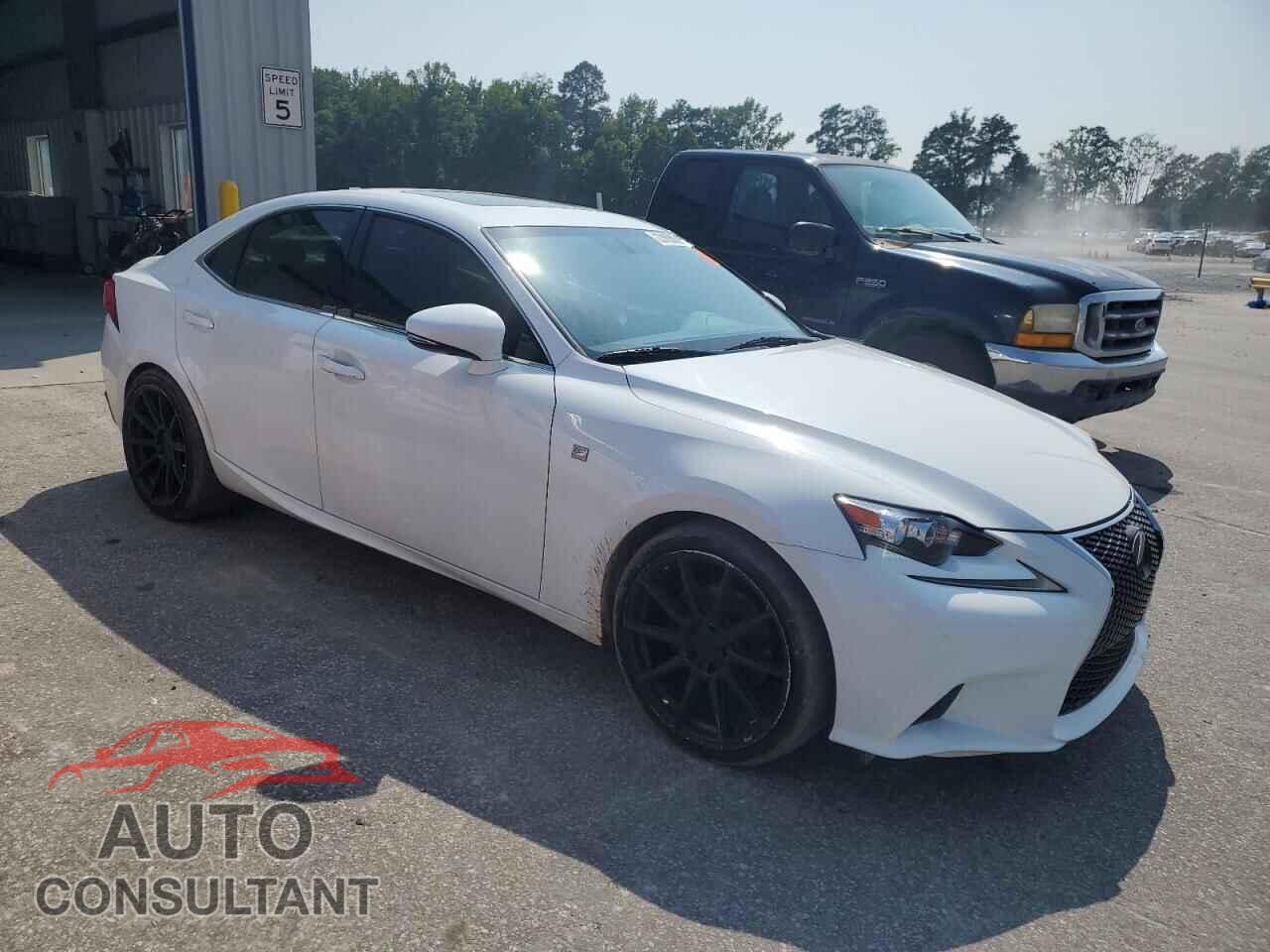 LEXUS IS 2014 - JTHCF1D27E5014094
