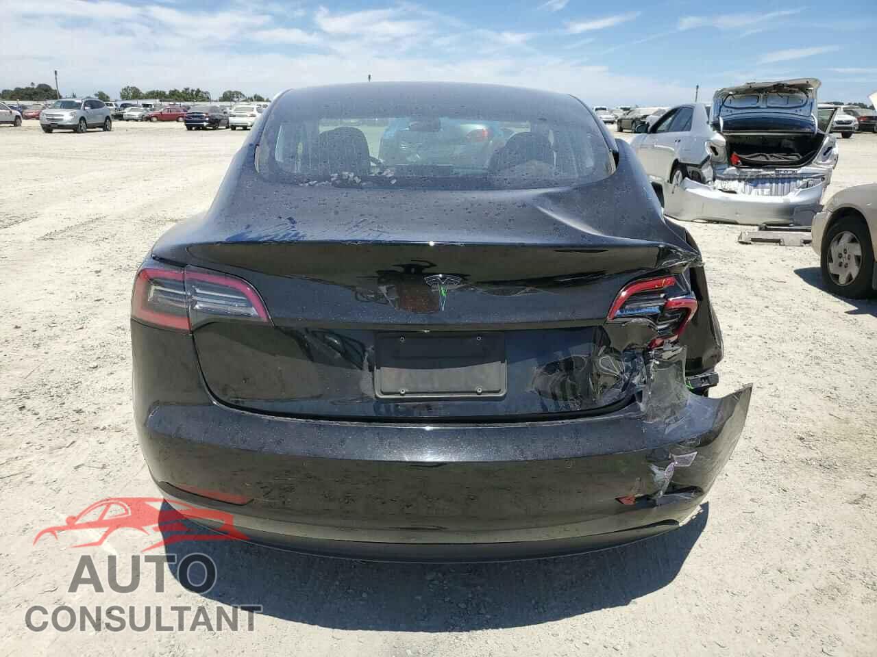 TESLA MODEL 3 2019 - 5YJ3E1EA6KF399927