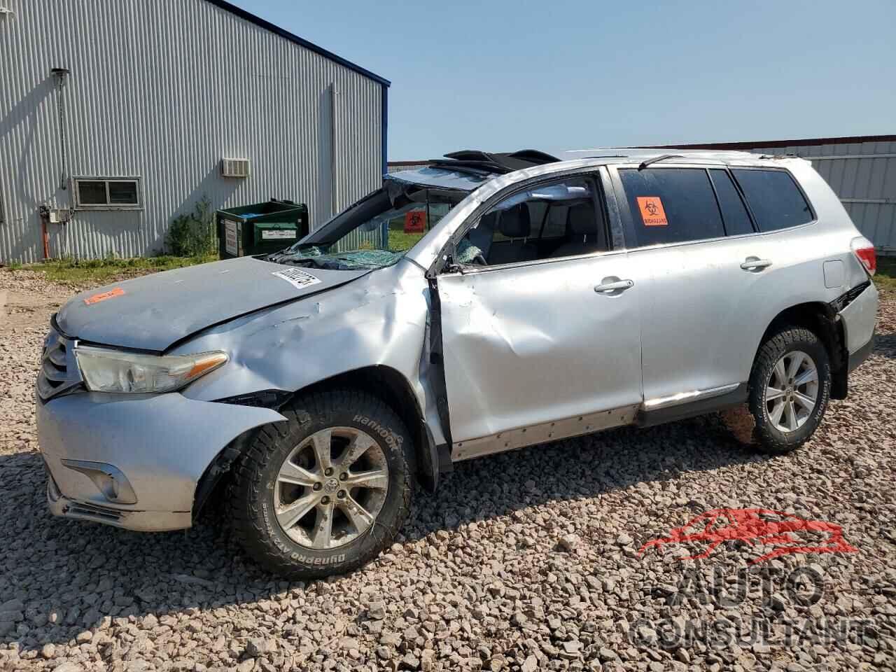 TOYOTA HIGHLANDER 2013 - 5TDBK3EH3DS177731