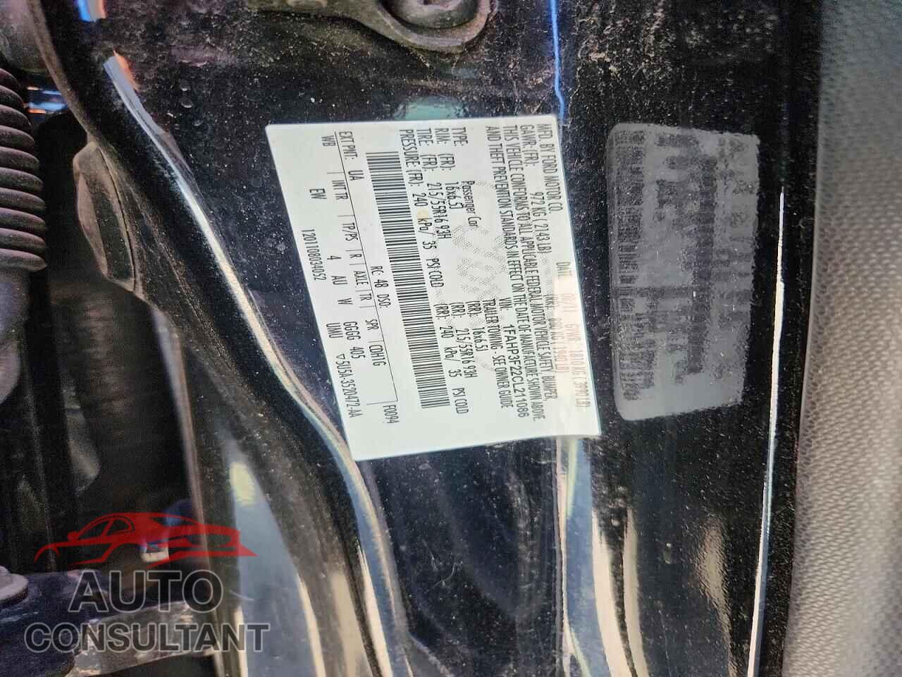FORD FOCUS 2012 - 1FAHP3F22CL211086