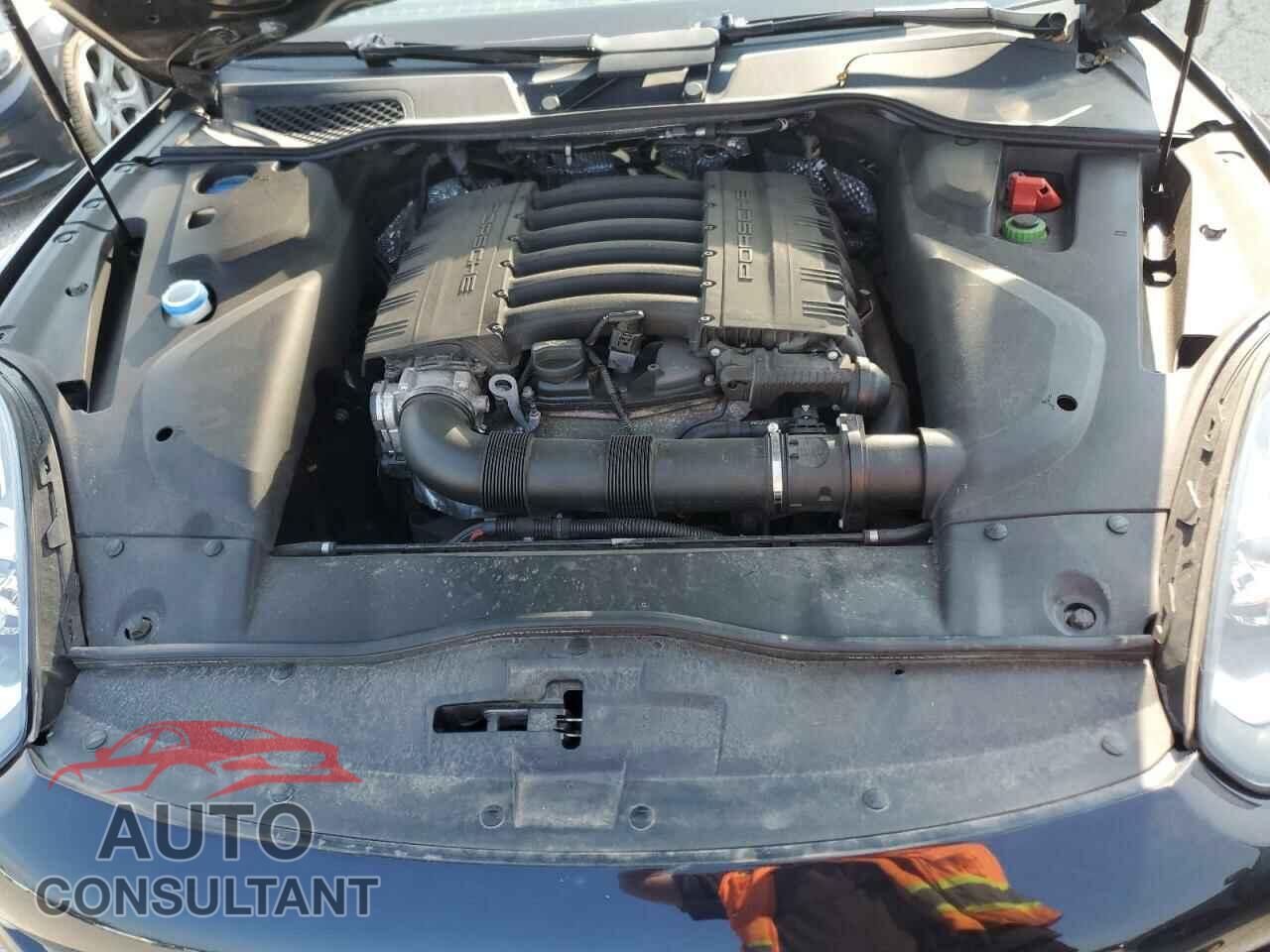 PORSCHE CAYENNE 2016 - WP1AA2A28GKA36268