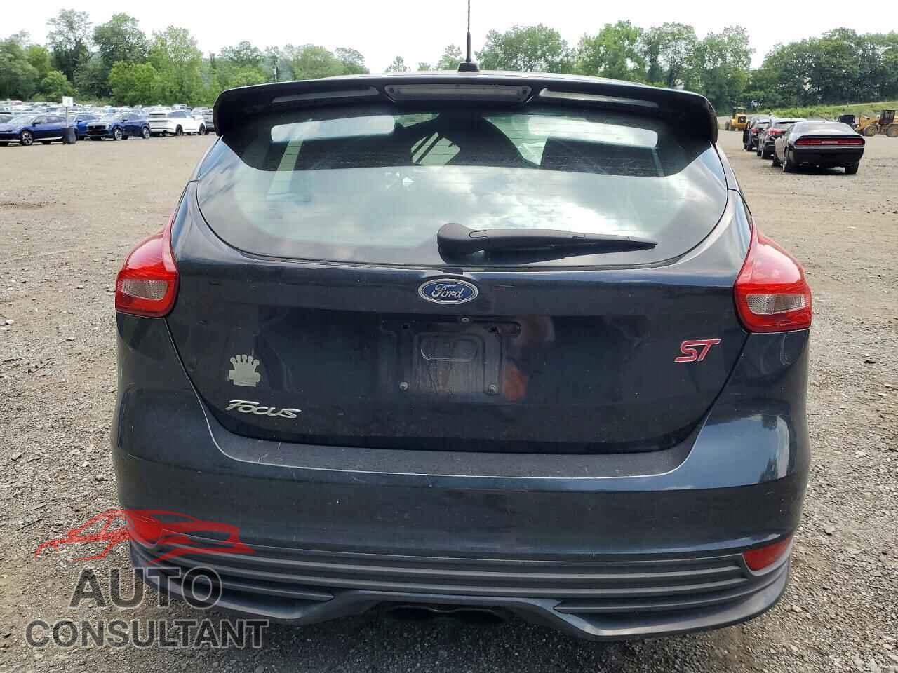 FORD FOCUS 2016 - 1FADP3L99GL224357
