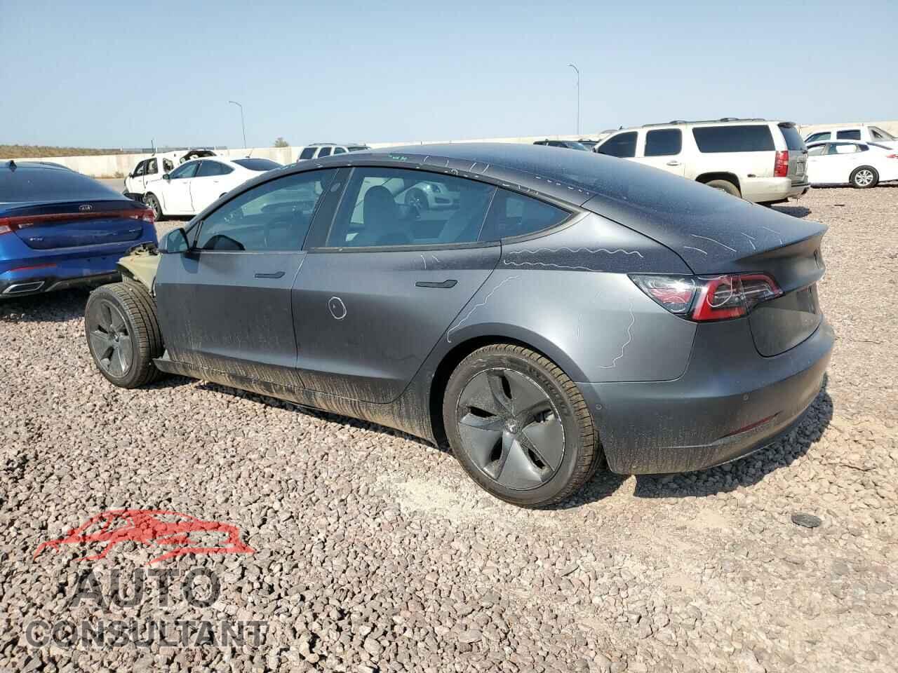 TESLA MODEL 3 2018 - 5YJ3E1EB0JF096083
