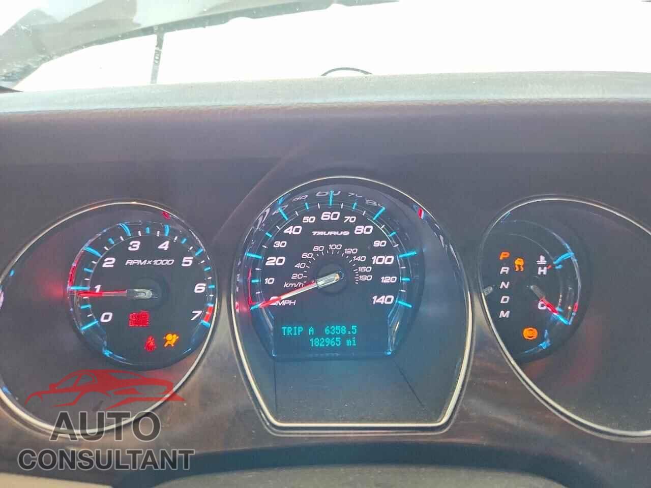 FORD TAURUS 2011 - 1FAHP2FW8BG161587