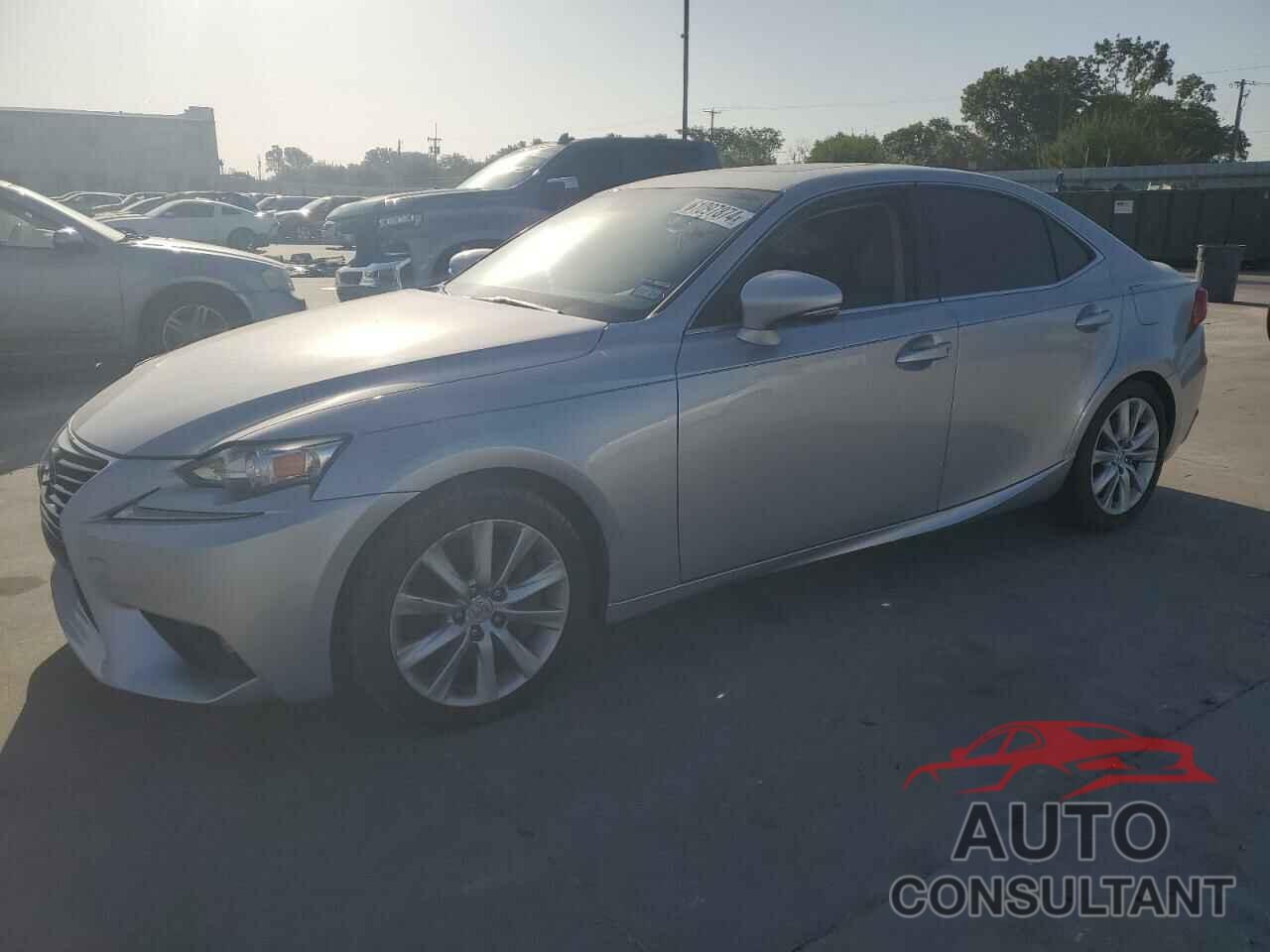 LEXUS IS 2016 - JTHBA1D21G5021975