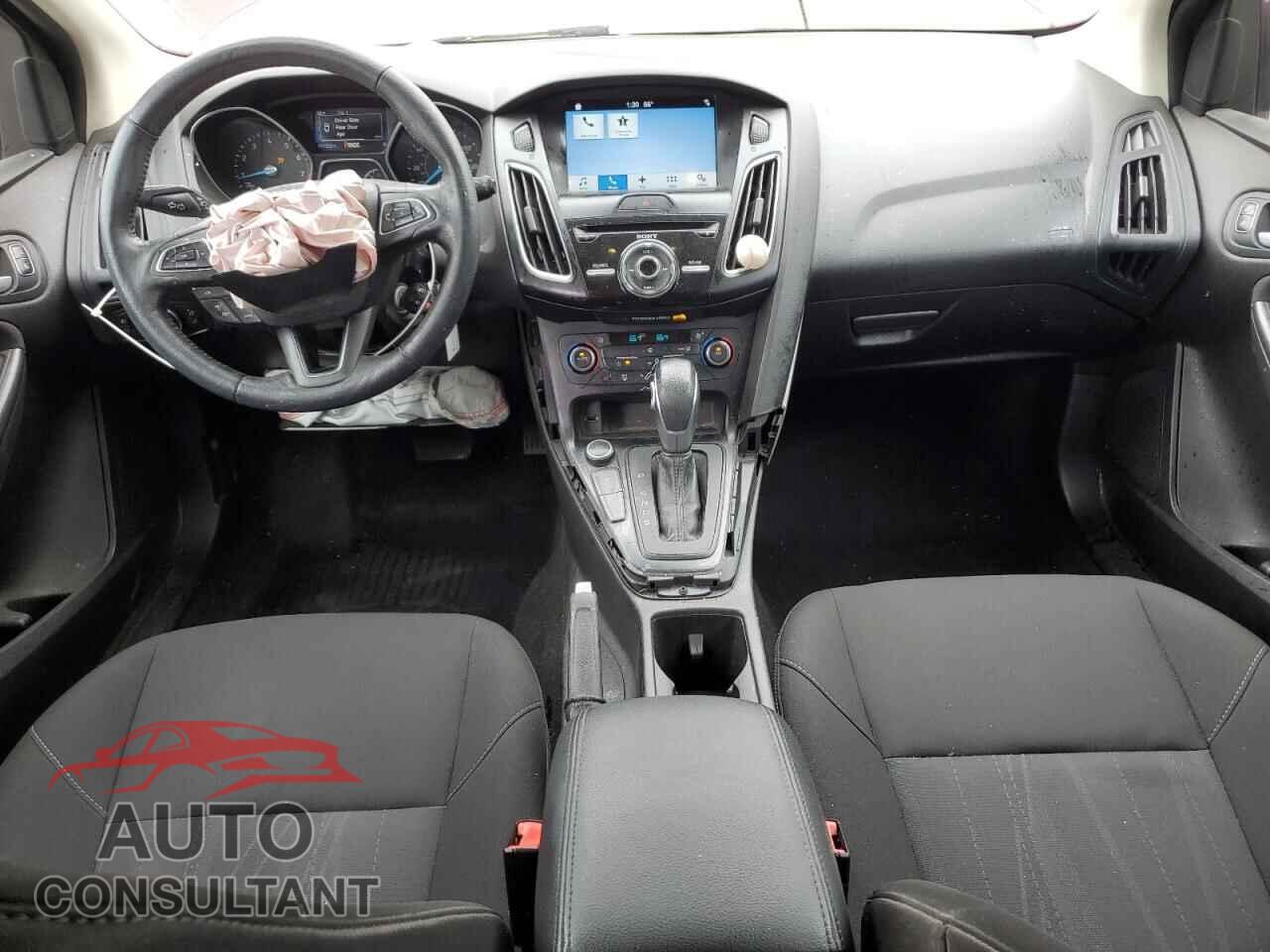 FORD FOCUS 2017 - 1FADP3M22HL308796