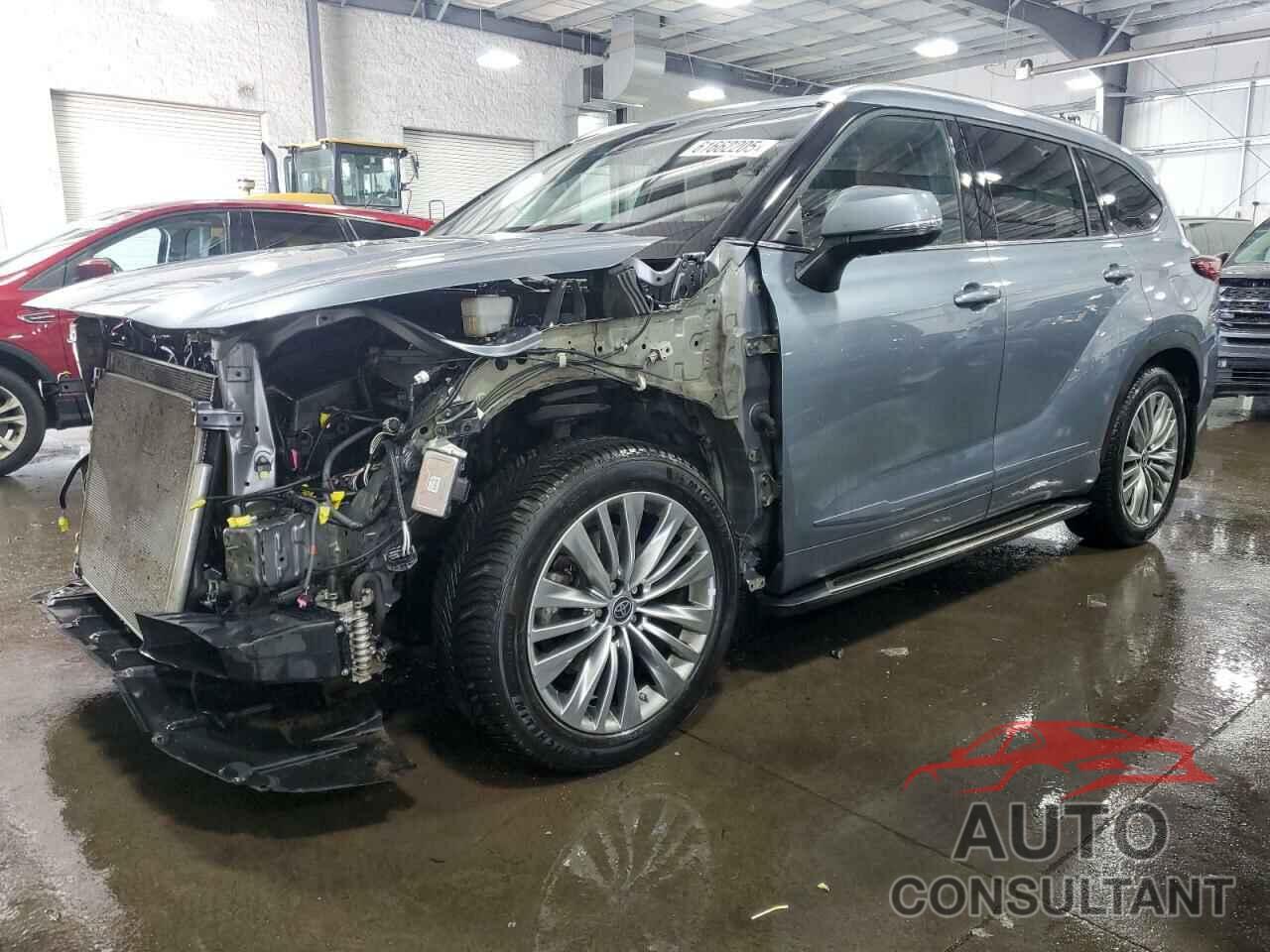 TOYOTA HIGHLANDER 2022 - 5TDFZRBH4NS179347