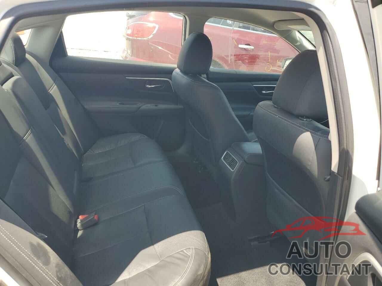 NISSAN ALTIMA 2018 - 1N4AL3AP7JC247255