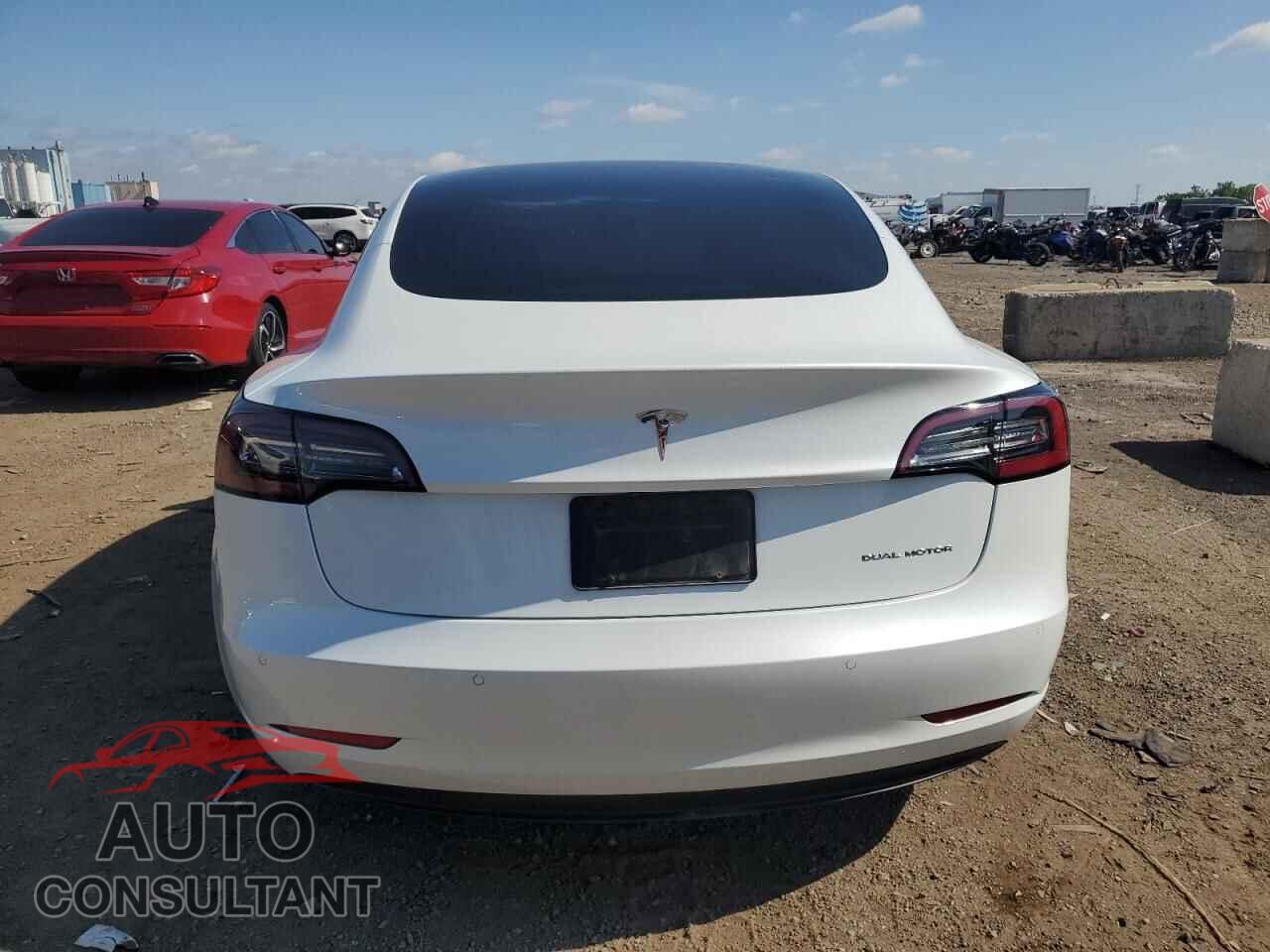 TESLA MODEL 3 2021 - 5YJ3E1EB9MF067413