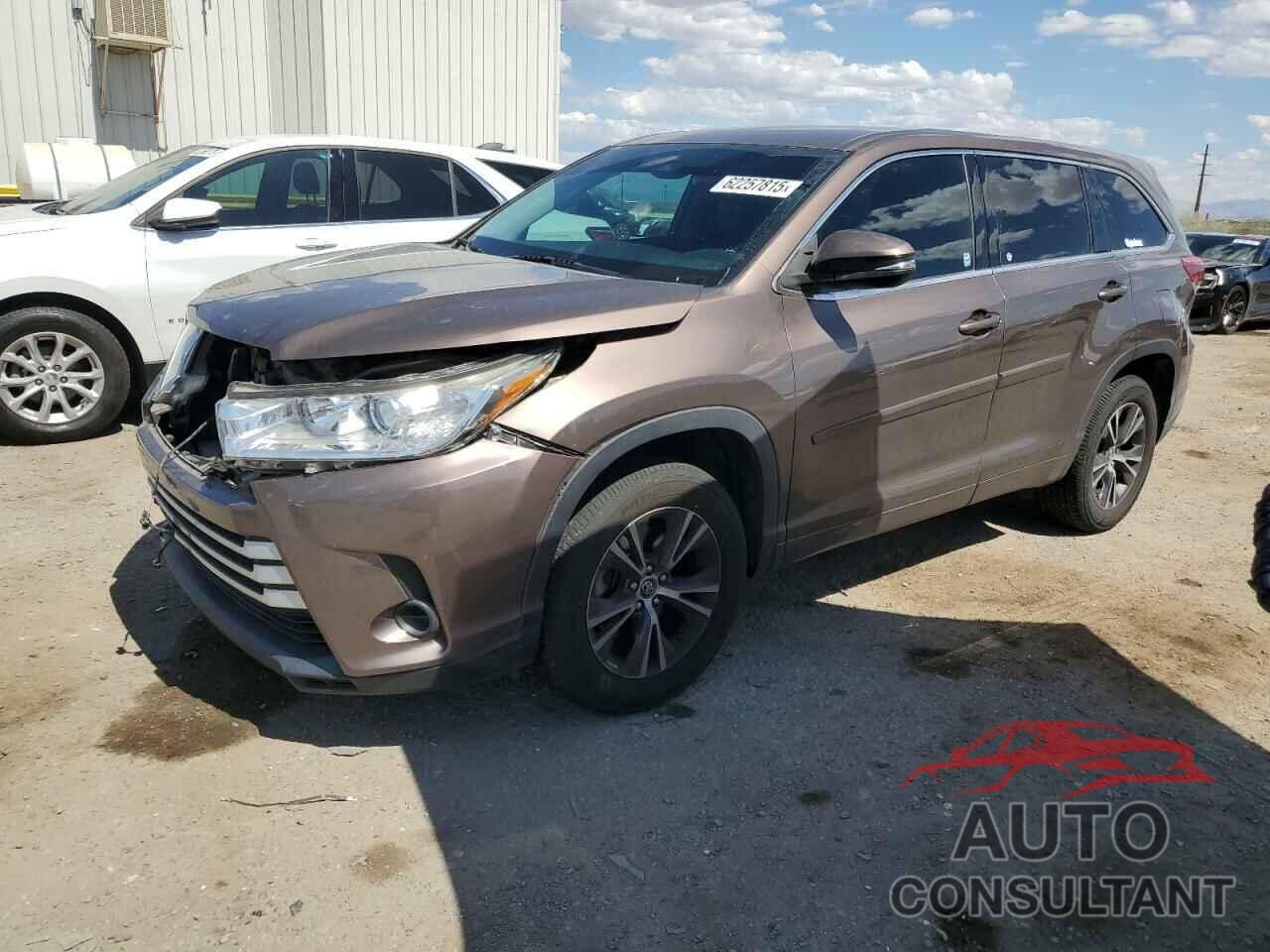 TOYOTA HIGHLANDER 2018 - 5TDZZRFH2JS255570