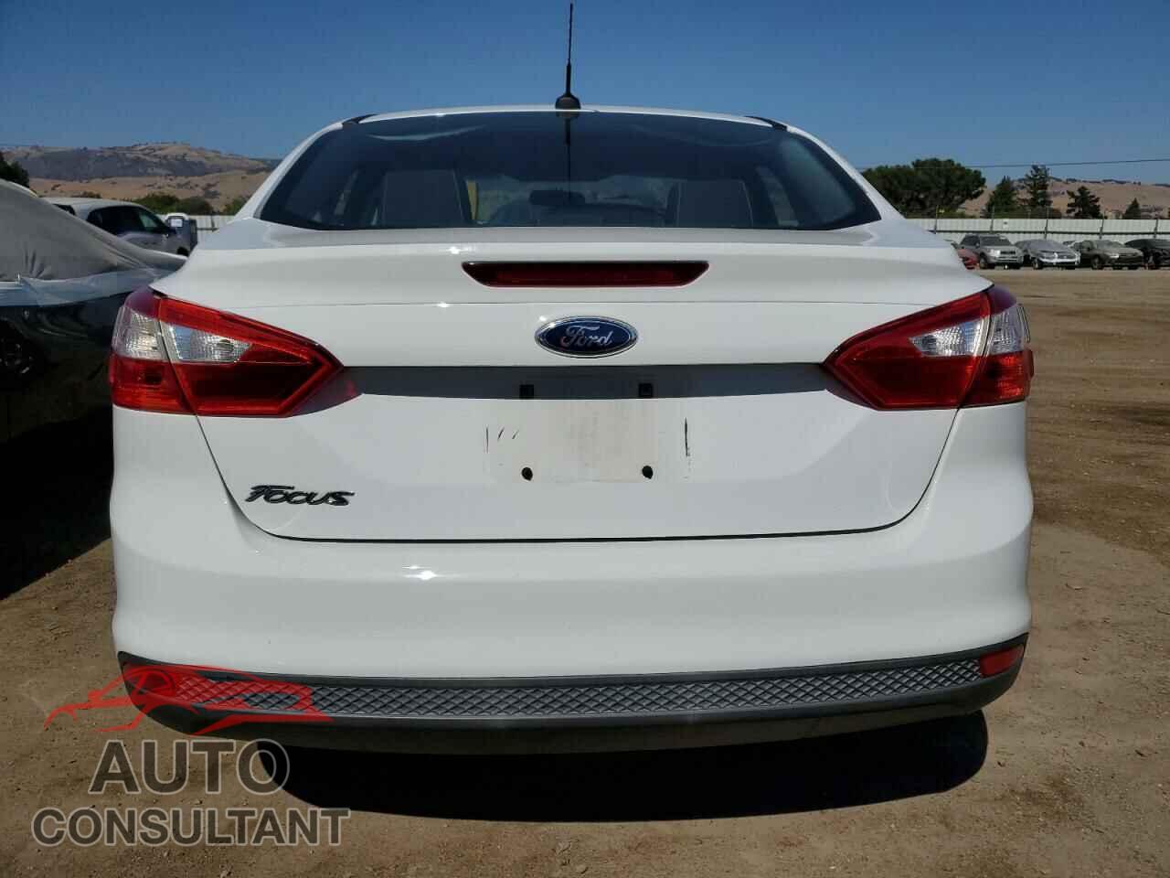 FORD FOCUS 2012 - 1FAHP3E2XCL356460