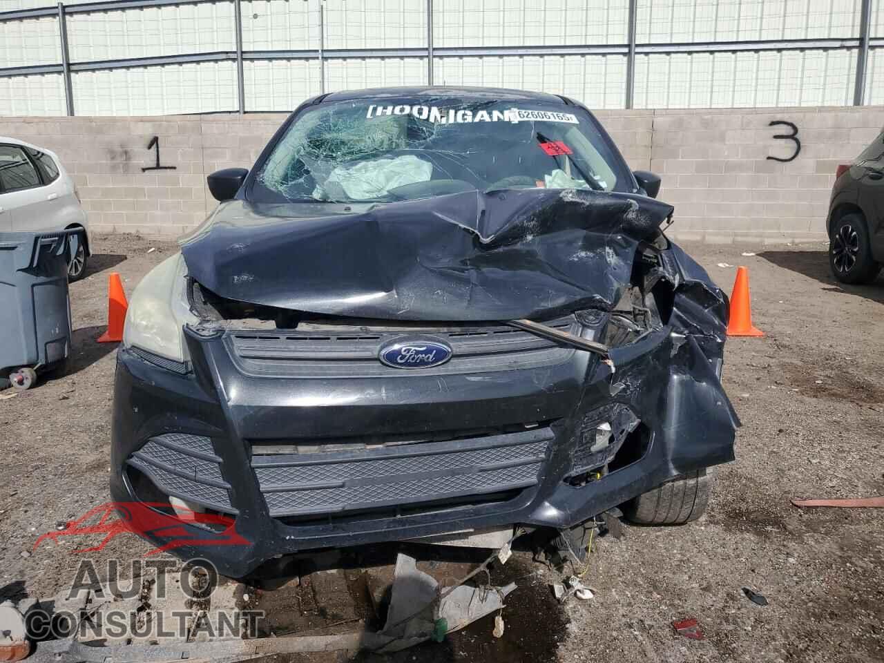 FORD ESCAPE 2014 - 1FMCU0F77EUE00901