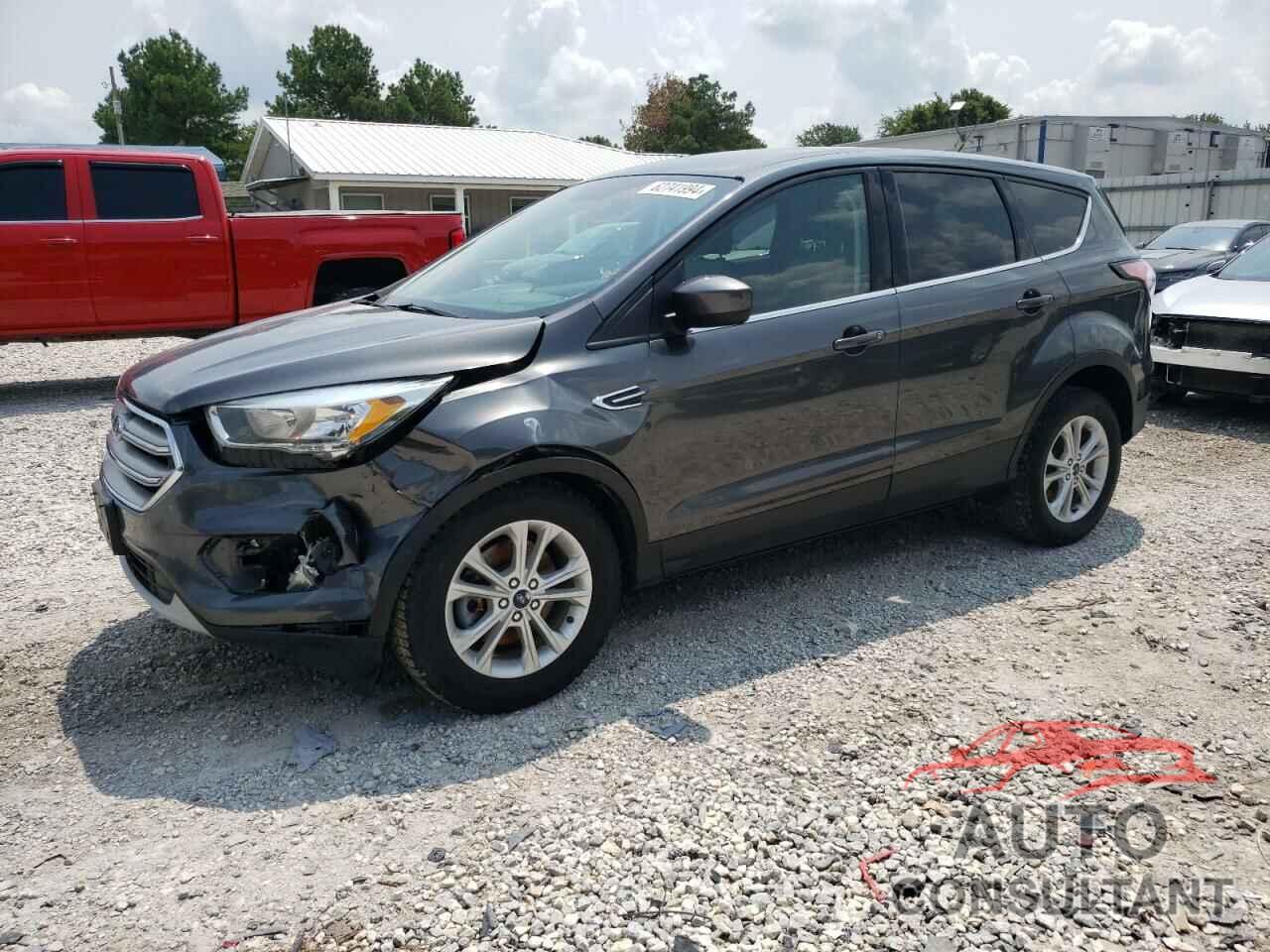 FORD ESCAPE 2017 - 1FMCU9GD1HUC52080