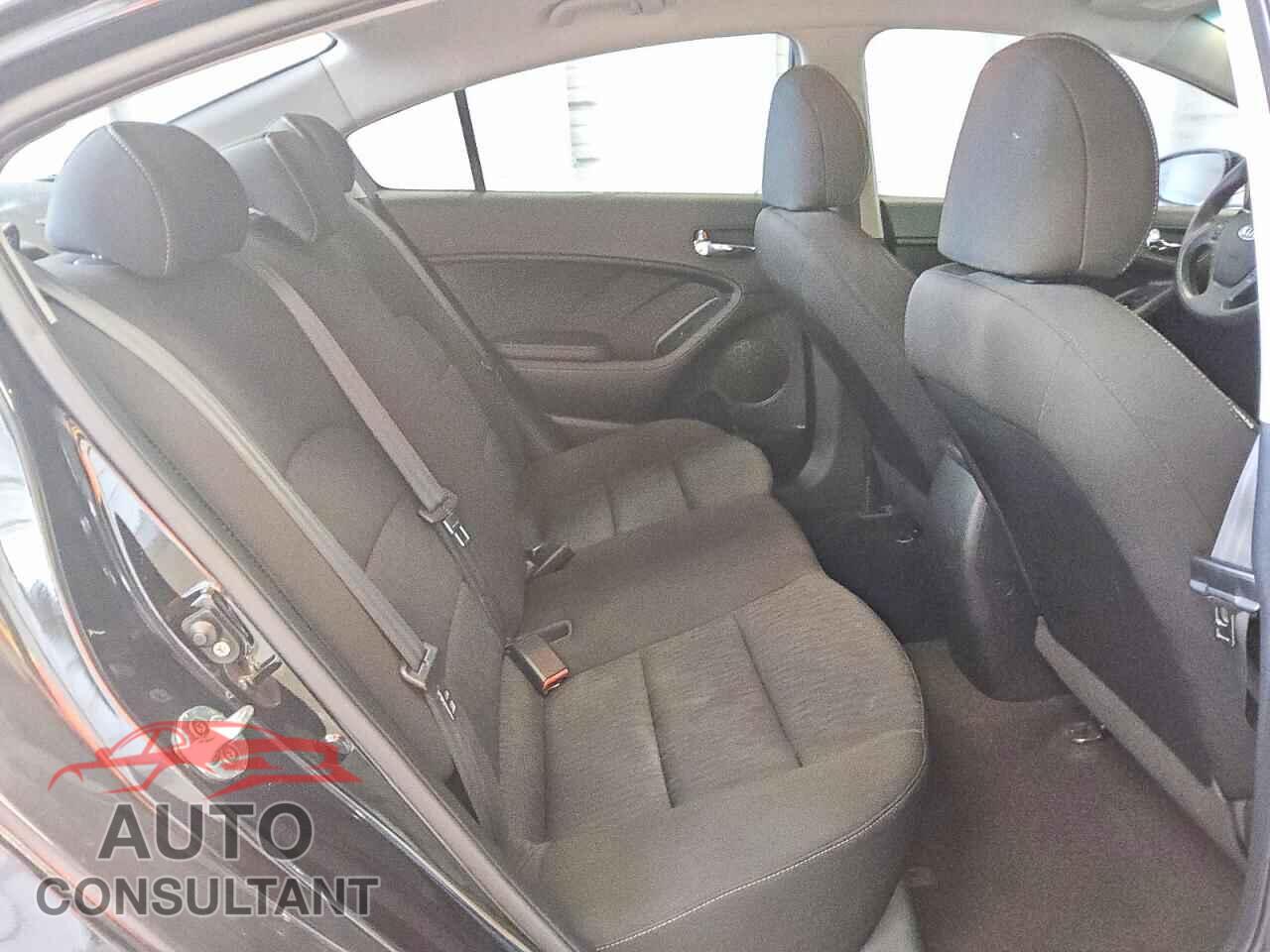 KIA FORTE 2016 - KNAFK4A67G5561885
