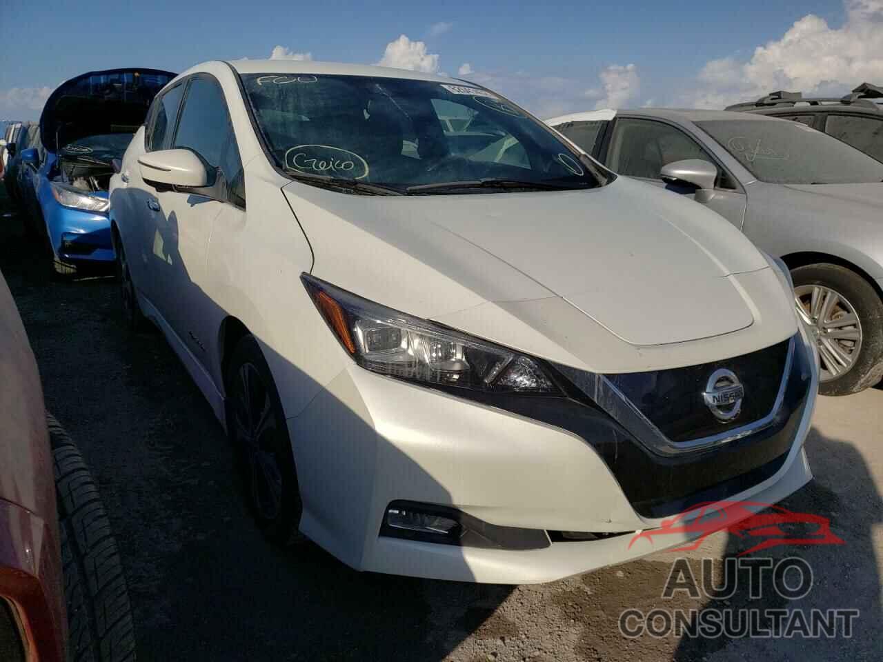 NISSAN LEAF 2018 - 1N4AZ1CP1JC302184