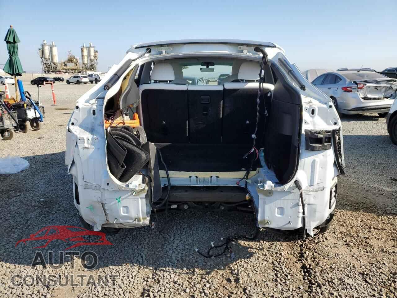 TESLA MODEL Y 2021 - 5YJYGDEE2MF072948