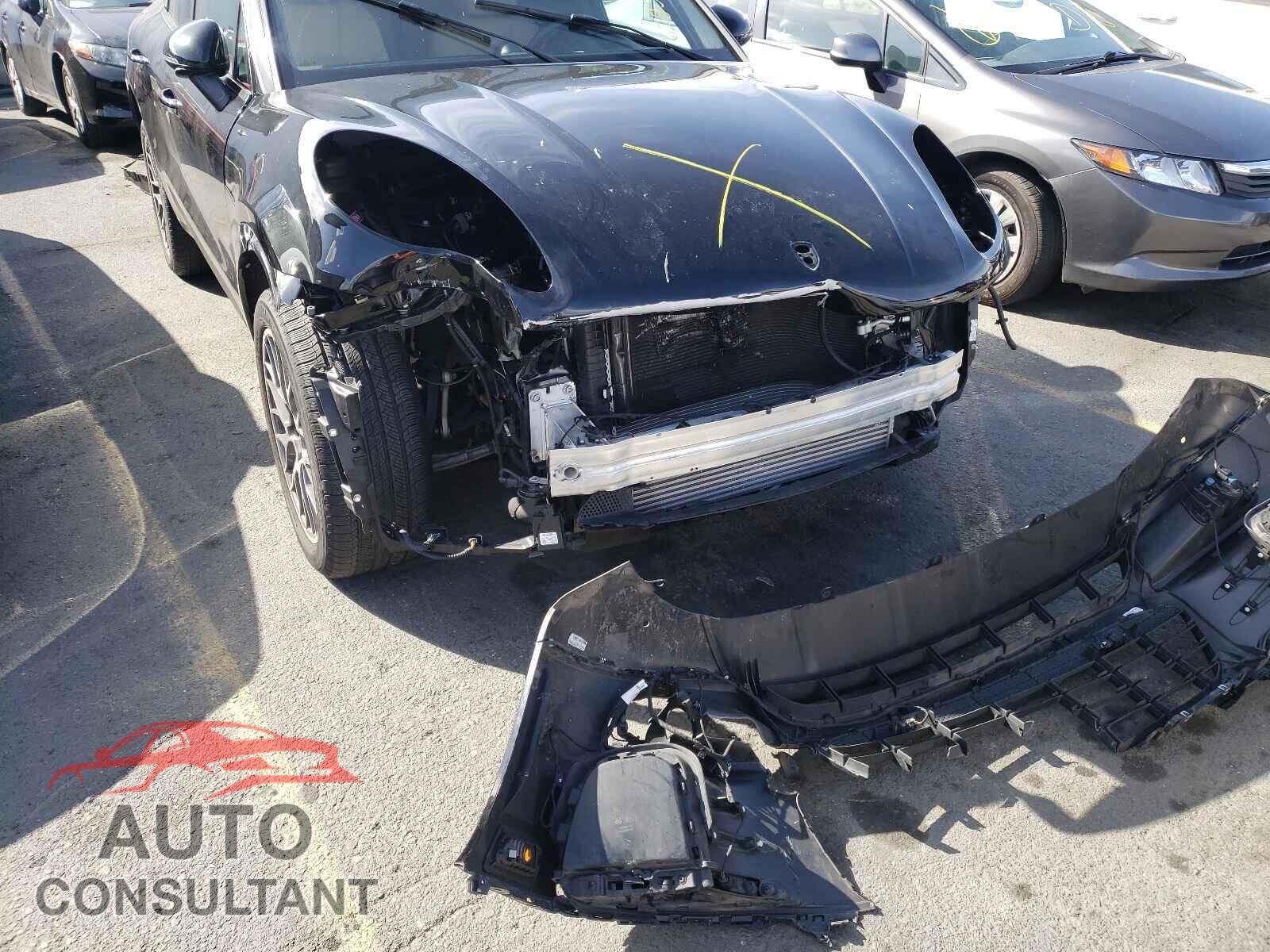 PORSCHE MACAN 2018 - WP1AA2A58JLB15659