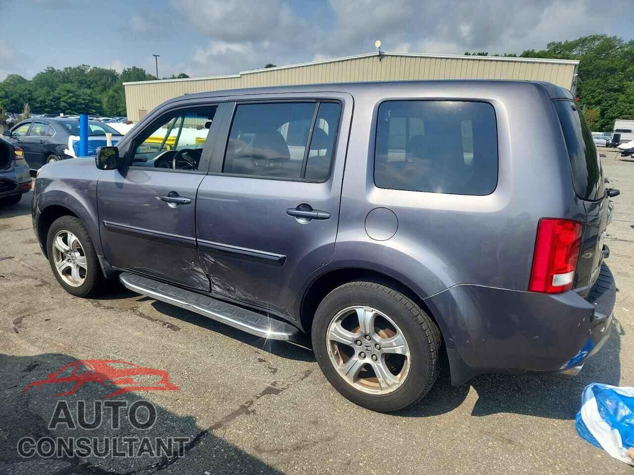 HONDA PILOT 2014 - 5FNYF4H41EB014515