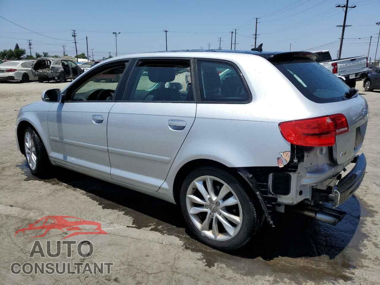 AUDI A3 2011 - WAUBEAFM3BA136272