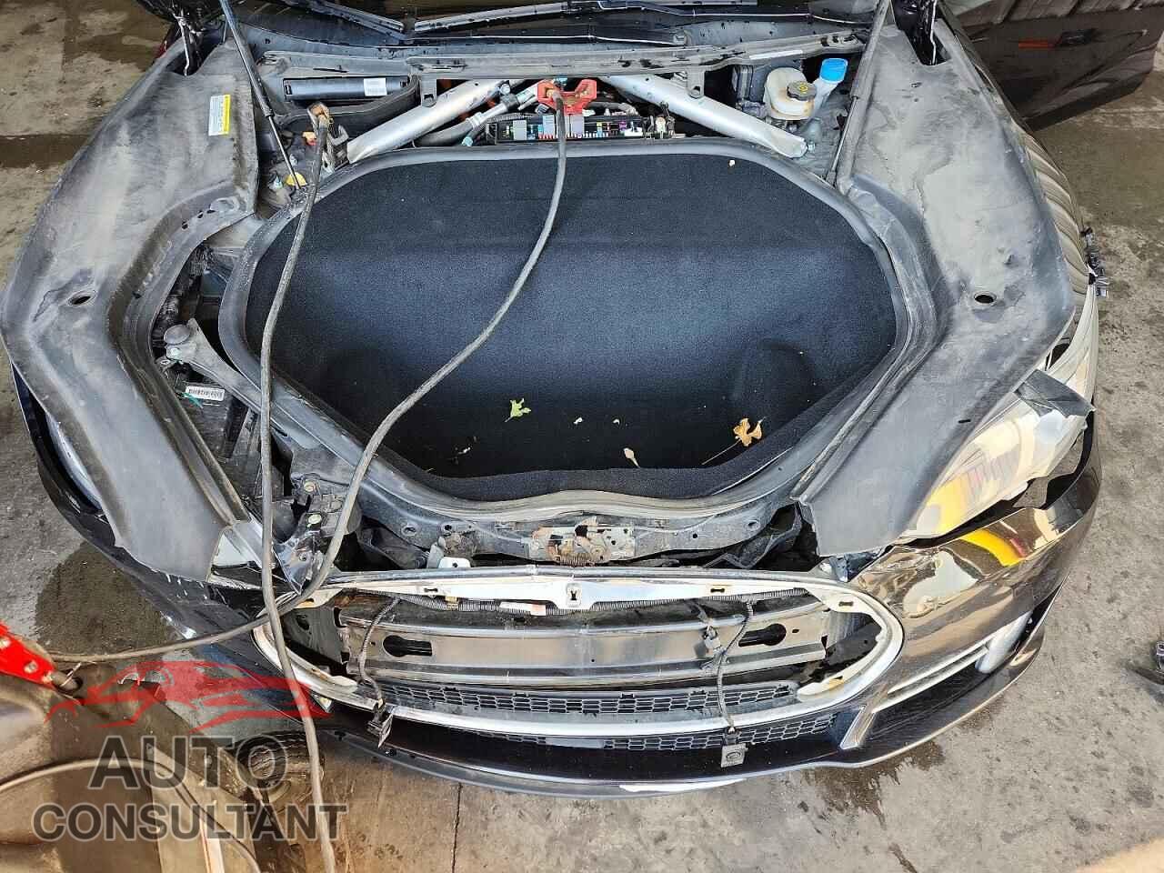 TESLA MODEL S 2015 - 5YJSA1E27FF109104
